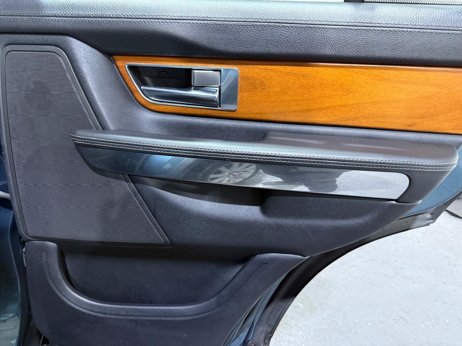 Land Rover RANGE ROVER SPORT - Image 22