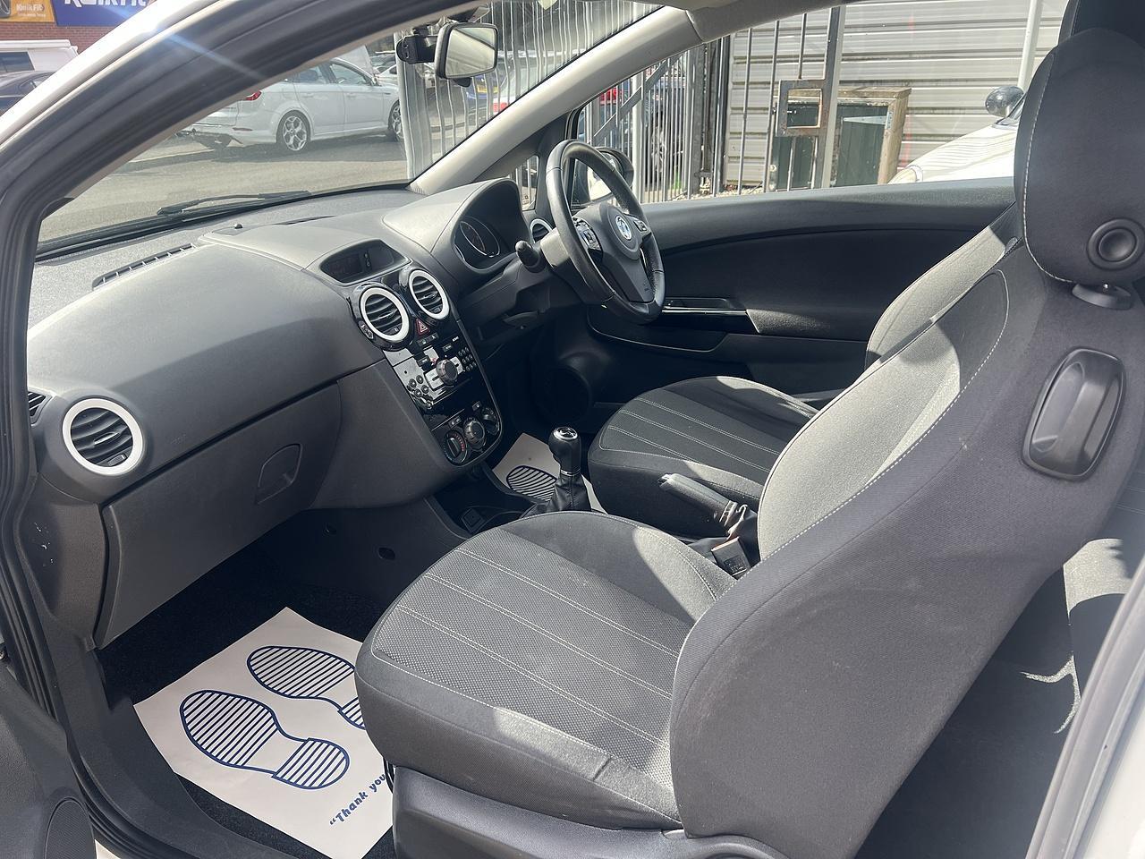 Vauxhall Corsa - Image 15