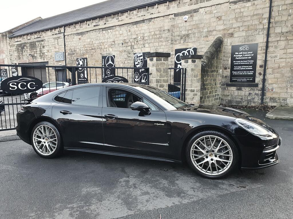 Porsche Panamera - Image 5