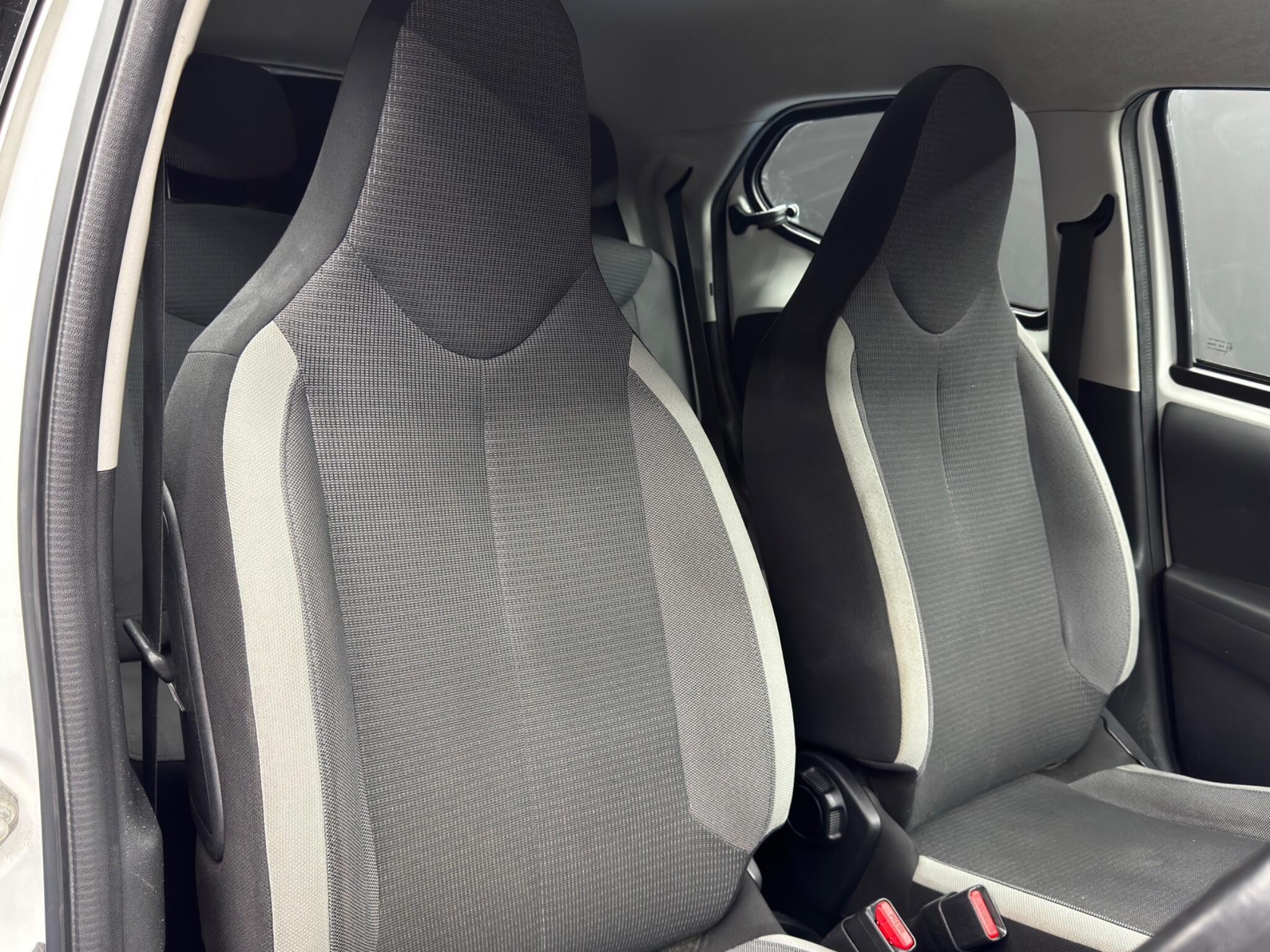 Toyota Aygo - Image 12