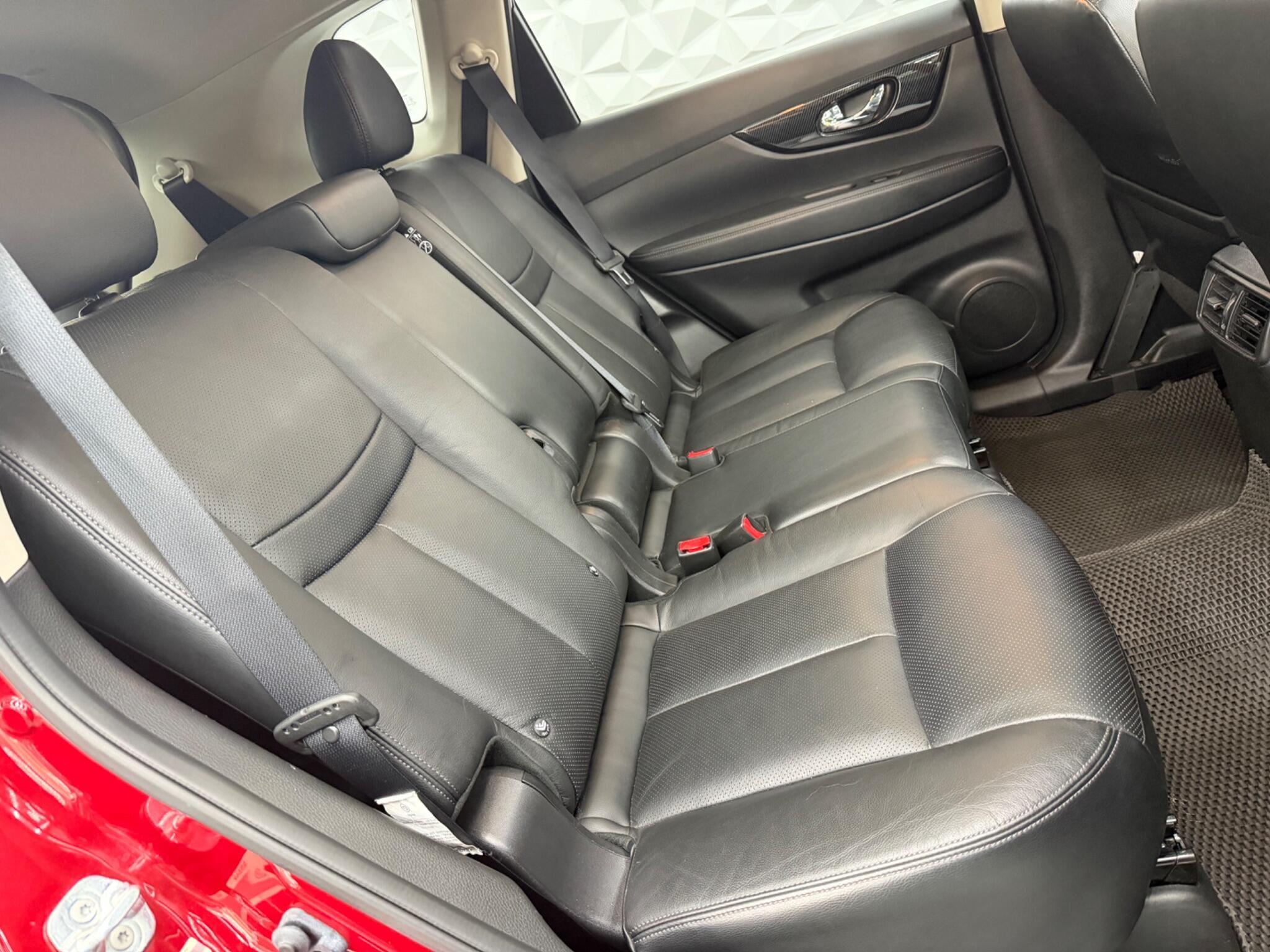 Nissan X-Trail - Image 17