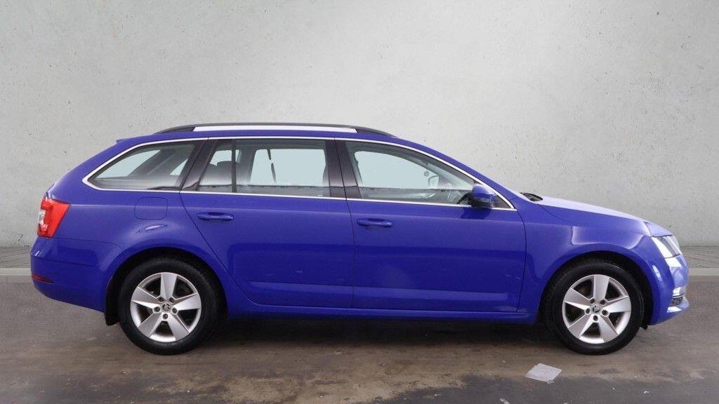 Skoda Octavia - Image 8