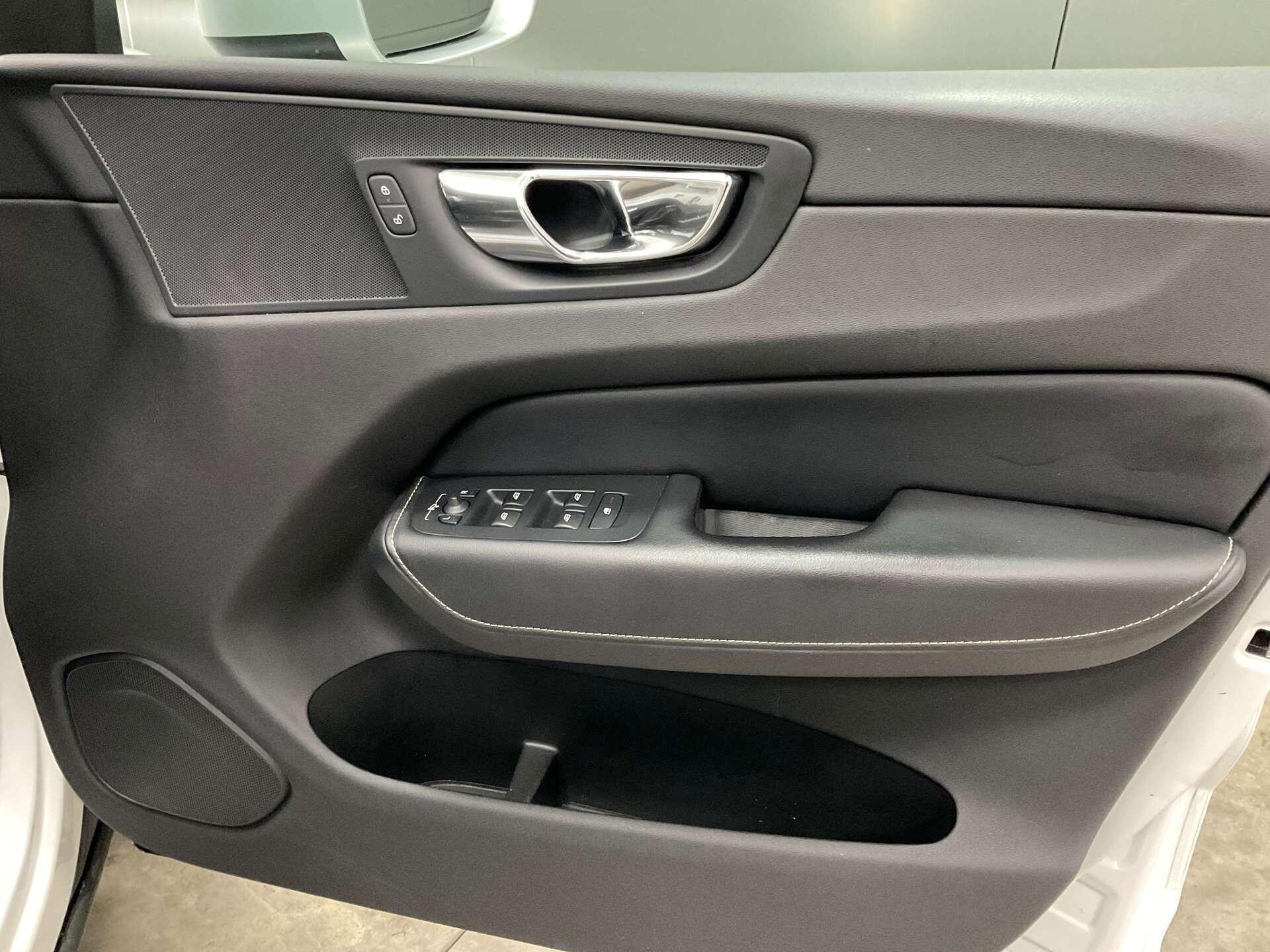 Volvo XC60 - Image 20