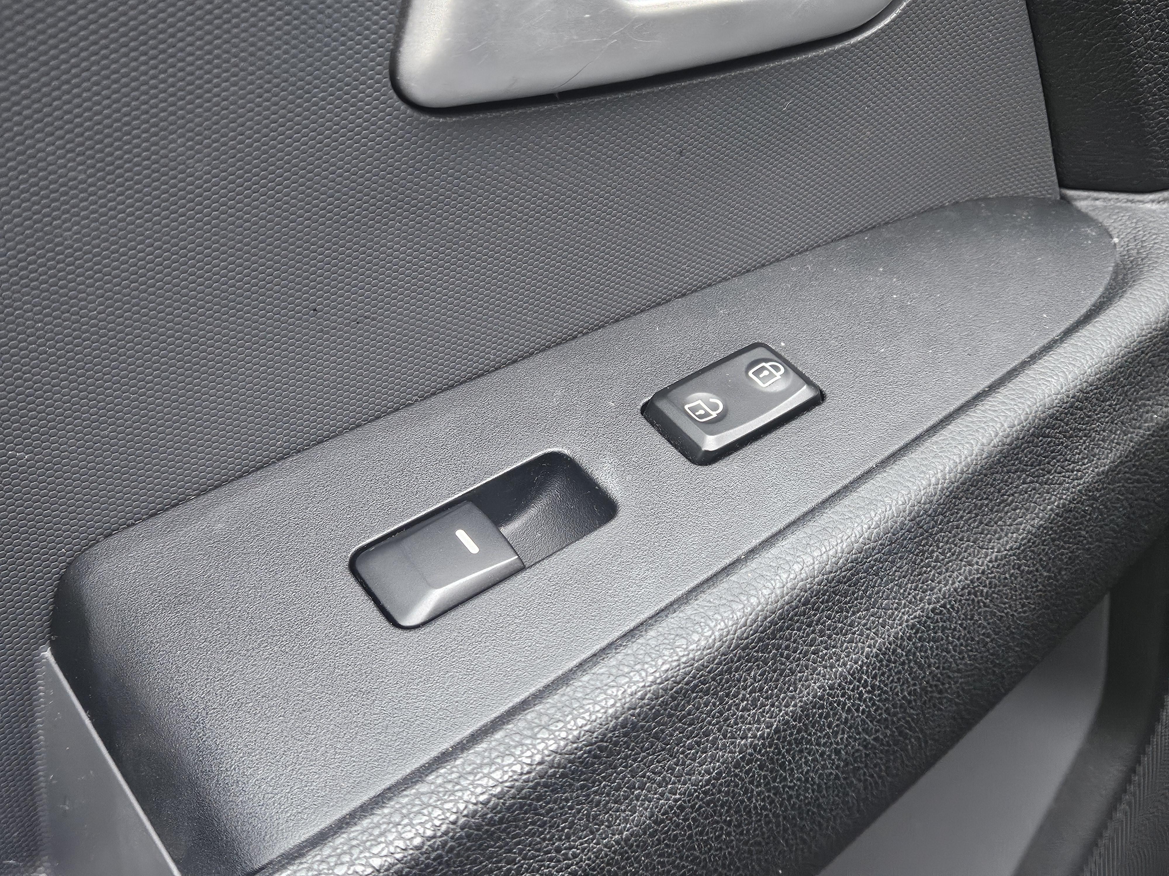 Kia Sportage - Image 10