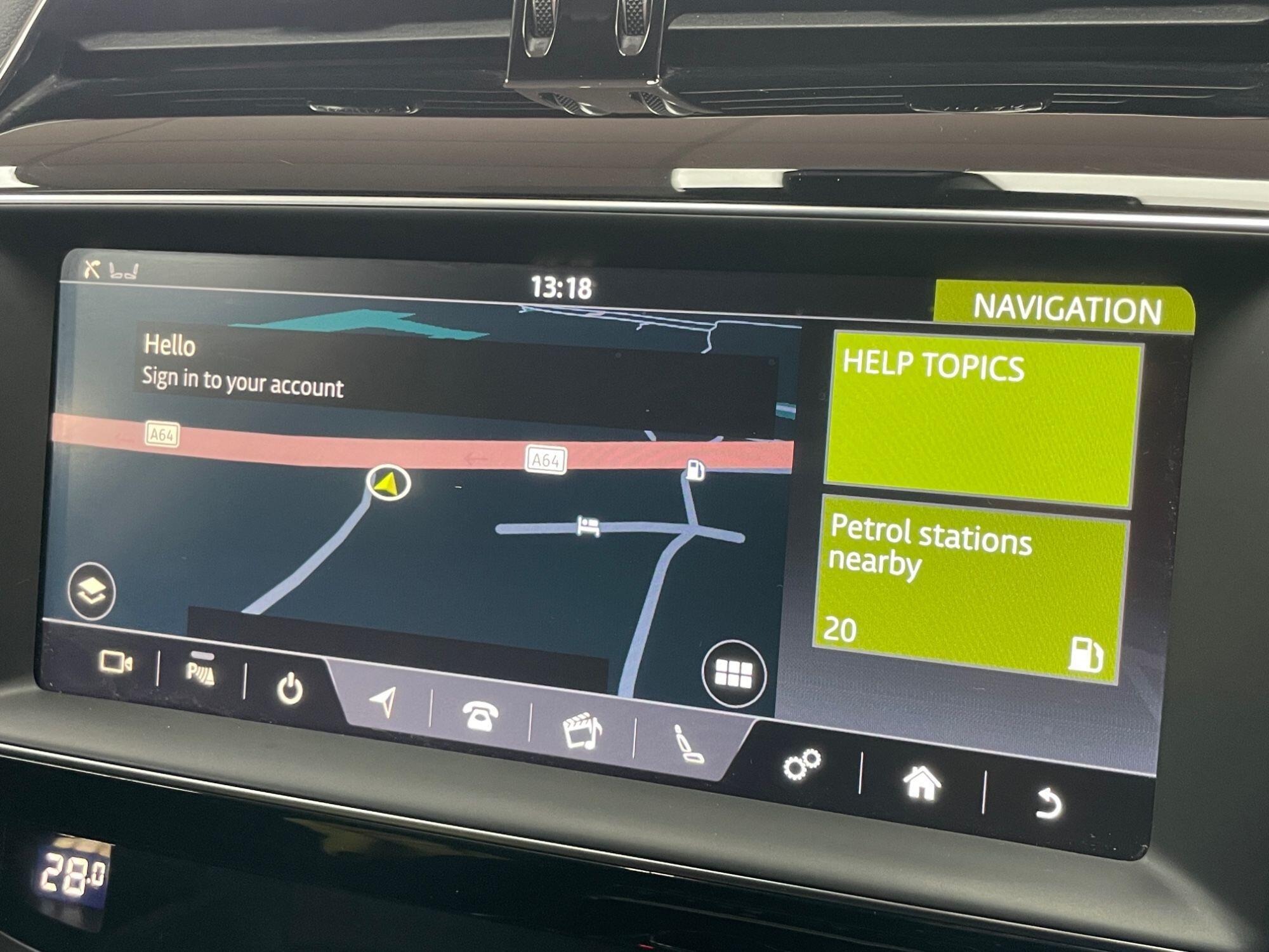 Jaguar F-Pace - Image 38