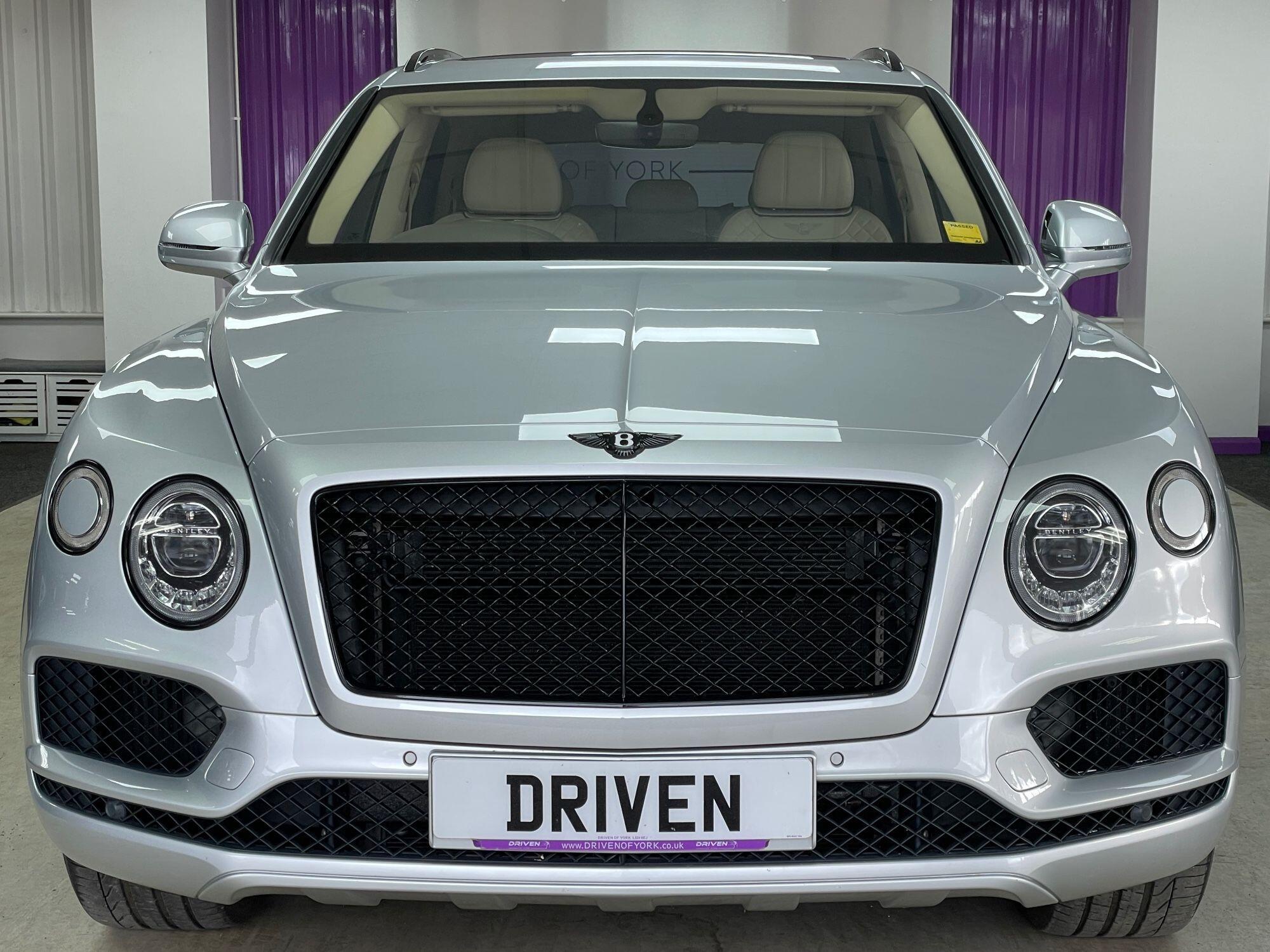 Bentley Bentayga - Image 6