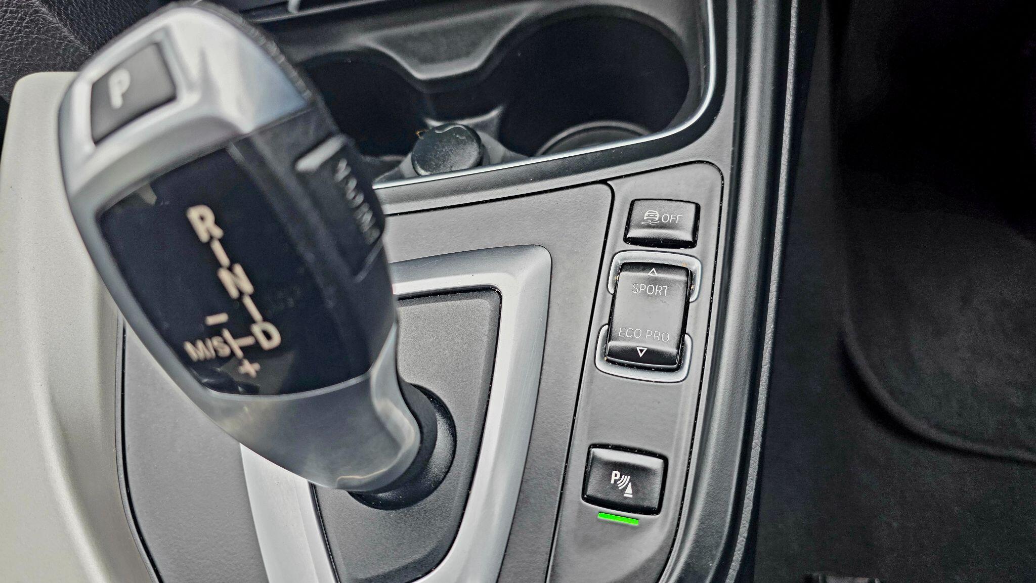 BMW 3 Series - Image 30