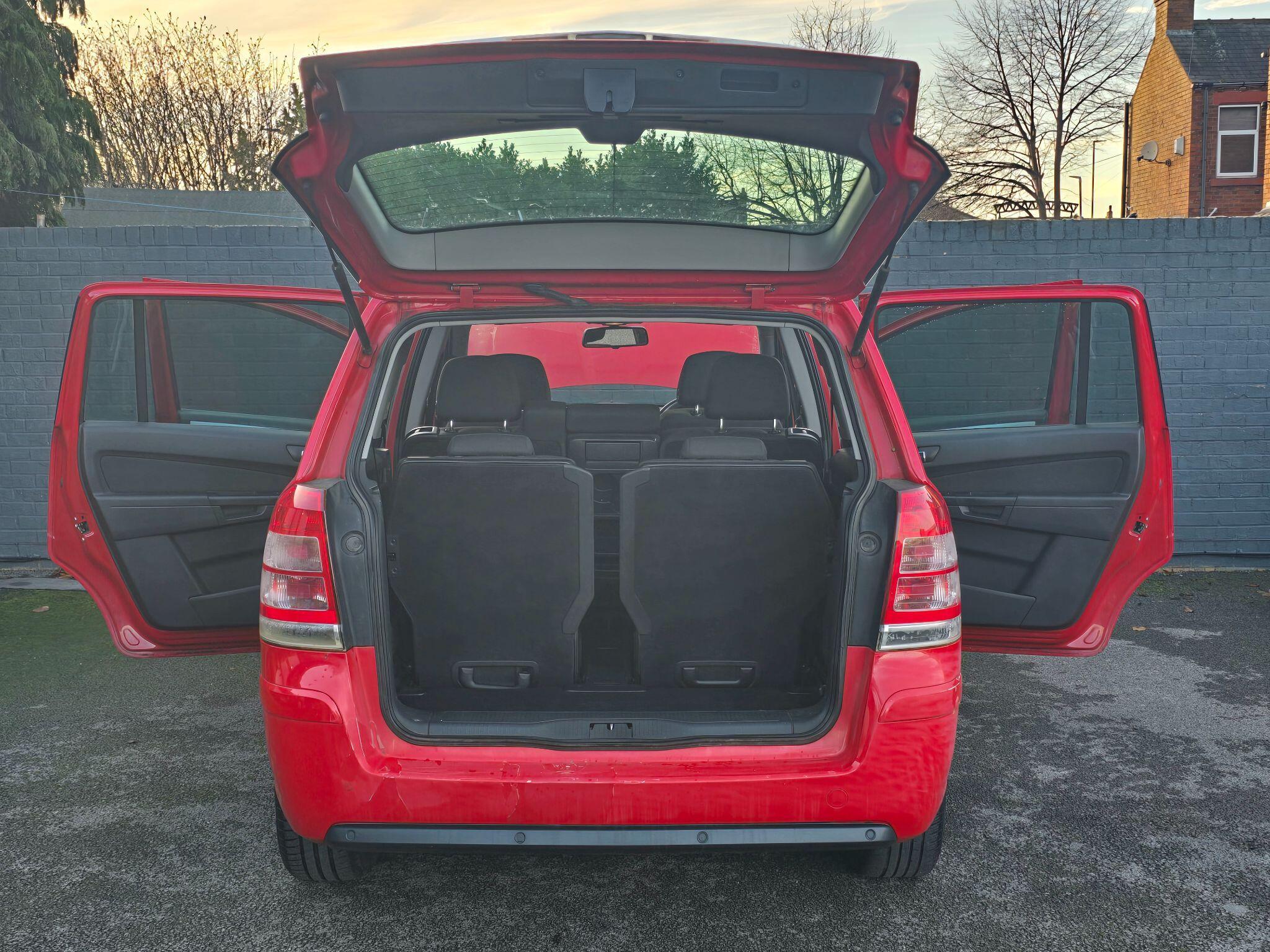 Vauxhall Zafira - Image 19