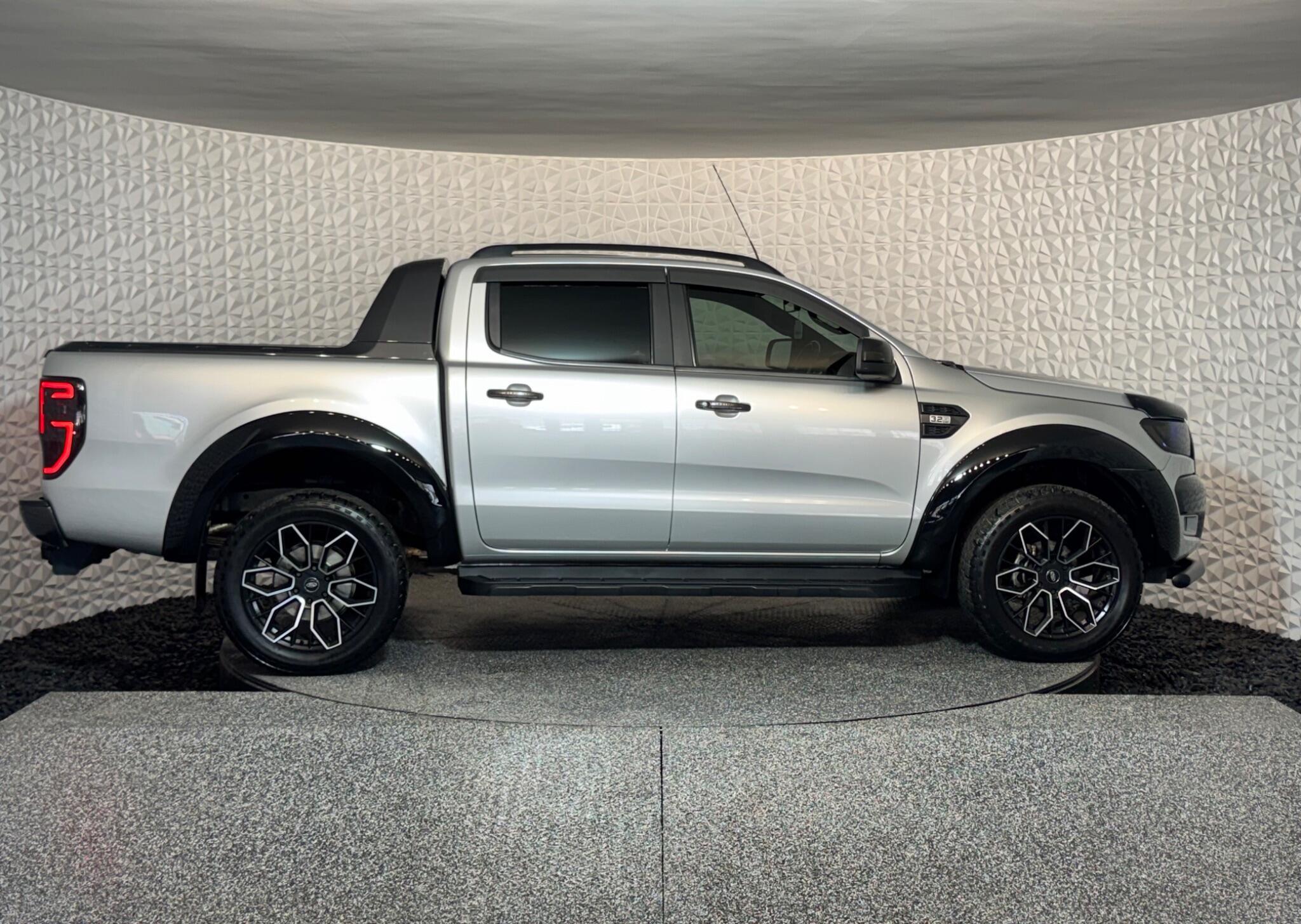Ford Ranger - Image 9