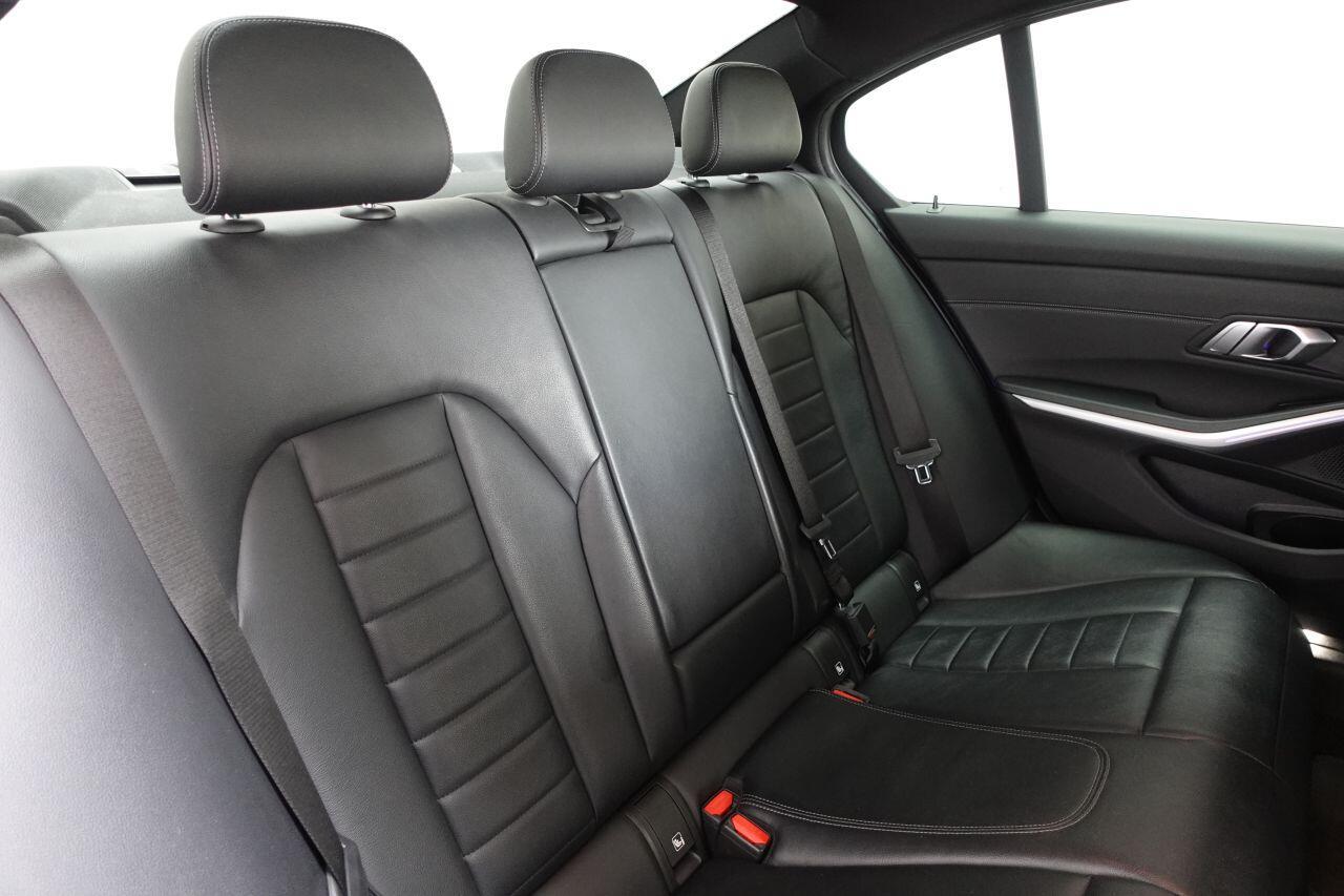BMW 3 Series - Image 18
