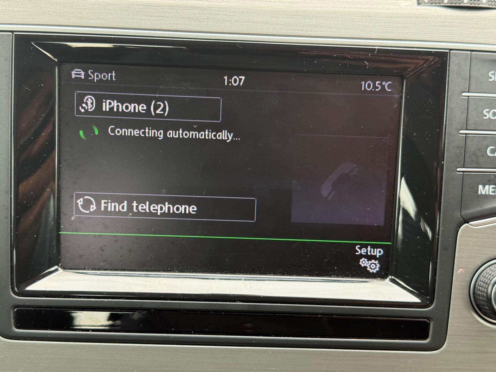 Volkswagen Golf - Image 10