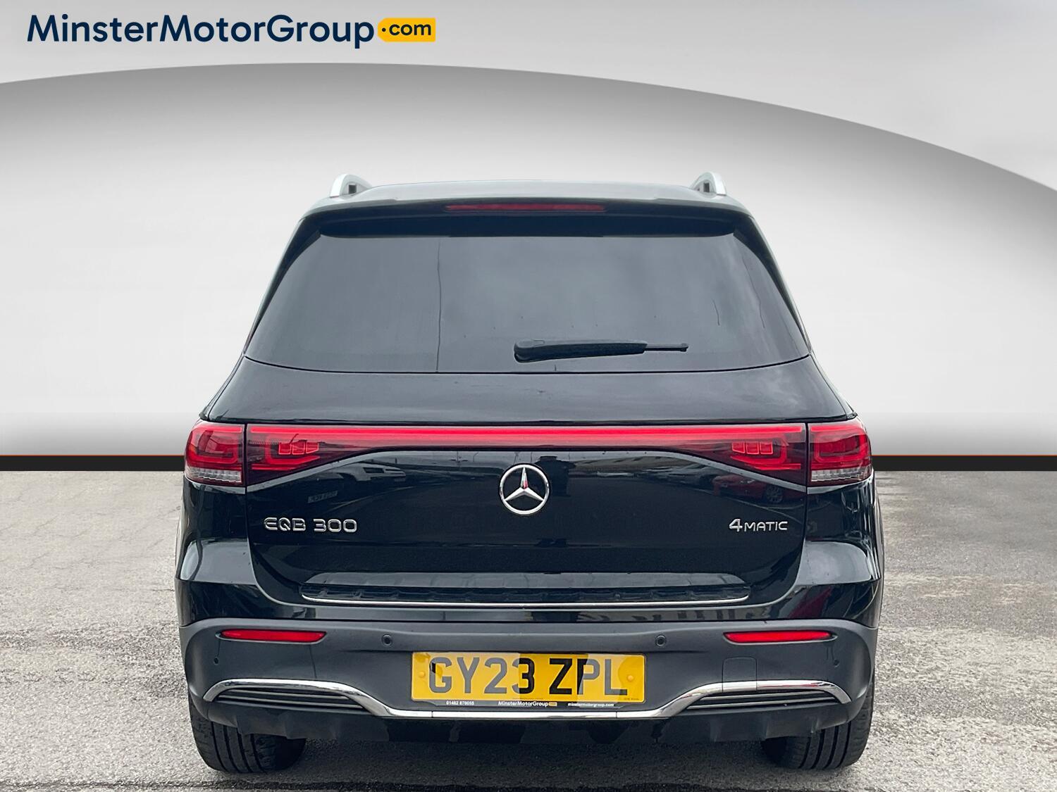Mercedes Eqb - Image 3