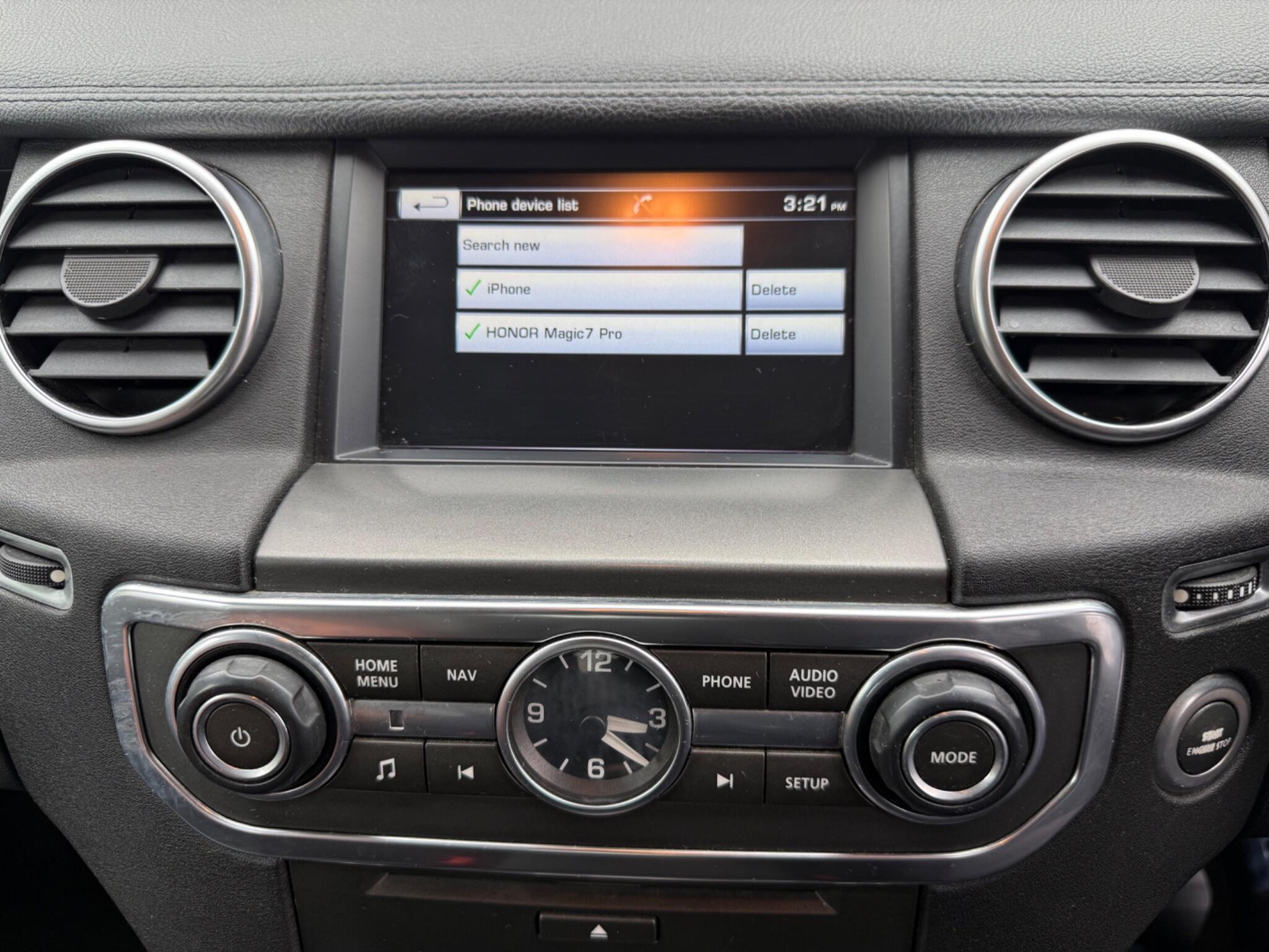 Land Rover DISCOVERY 4 - Image 15