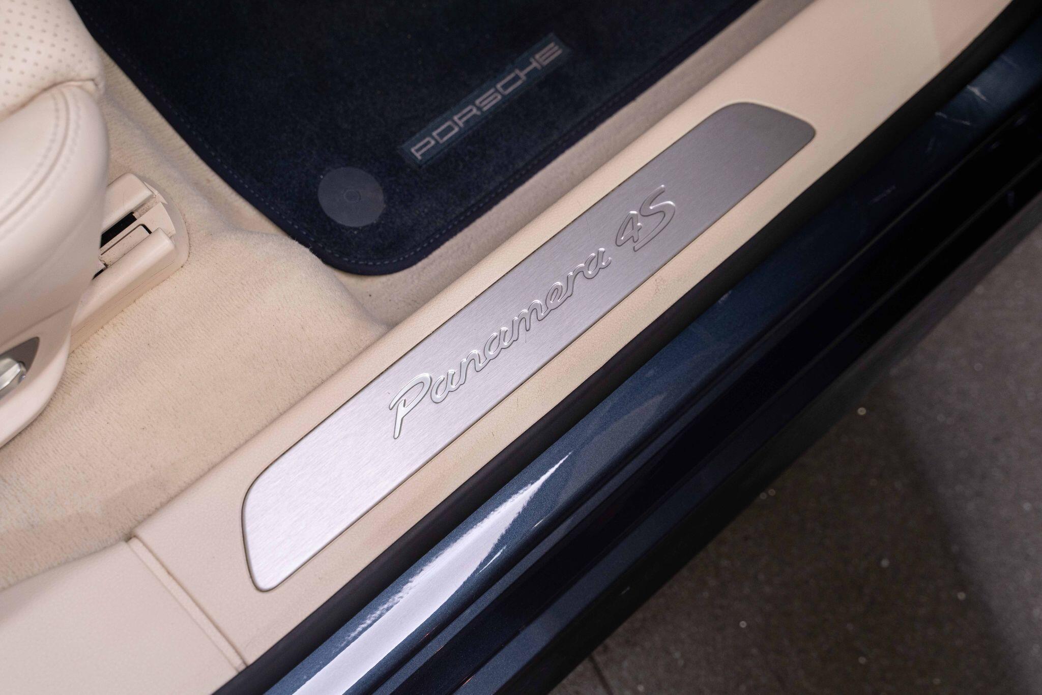 Porsche Panamera - Image 8
