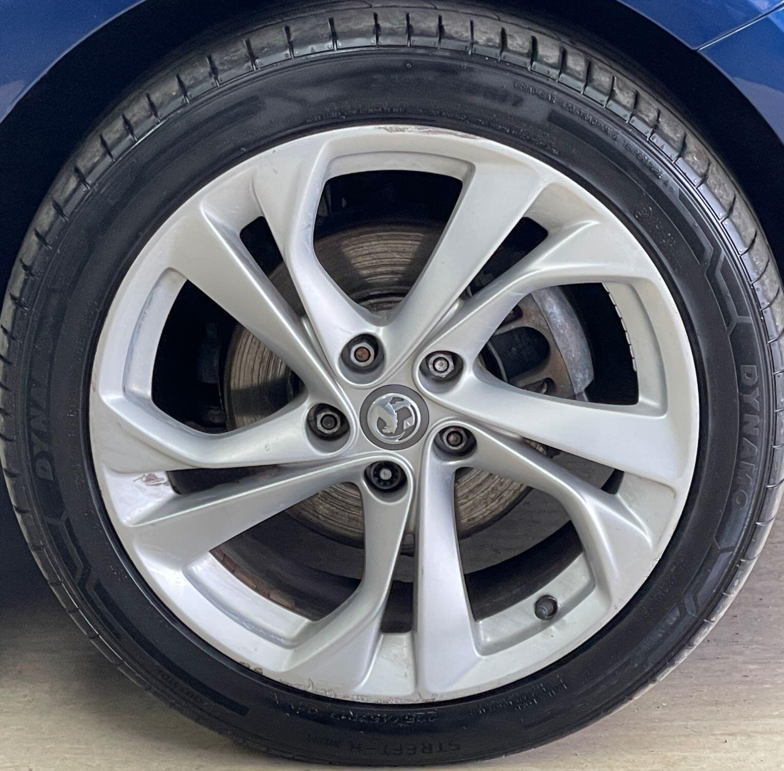 Vauxhall Astra - Image 13