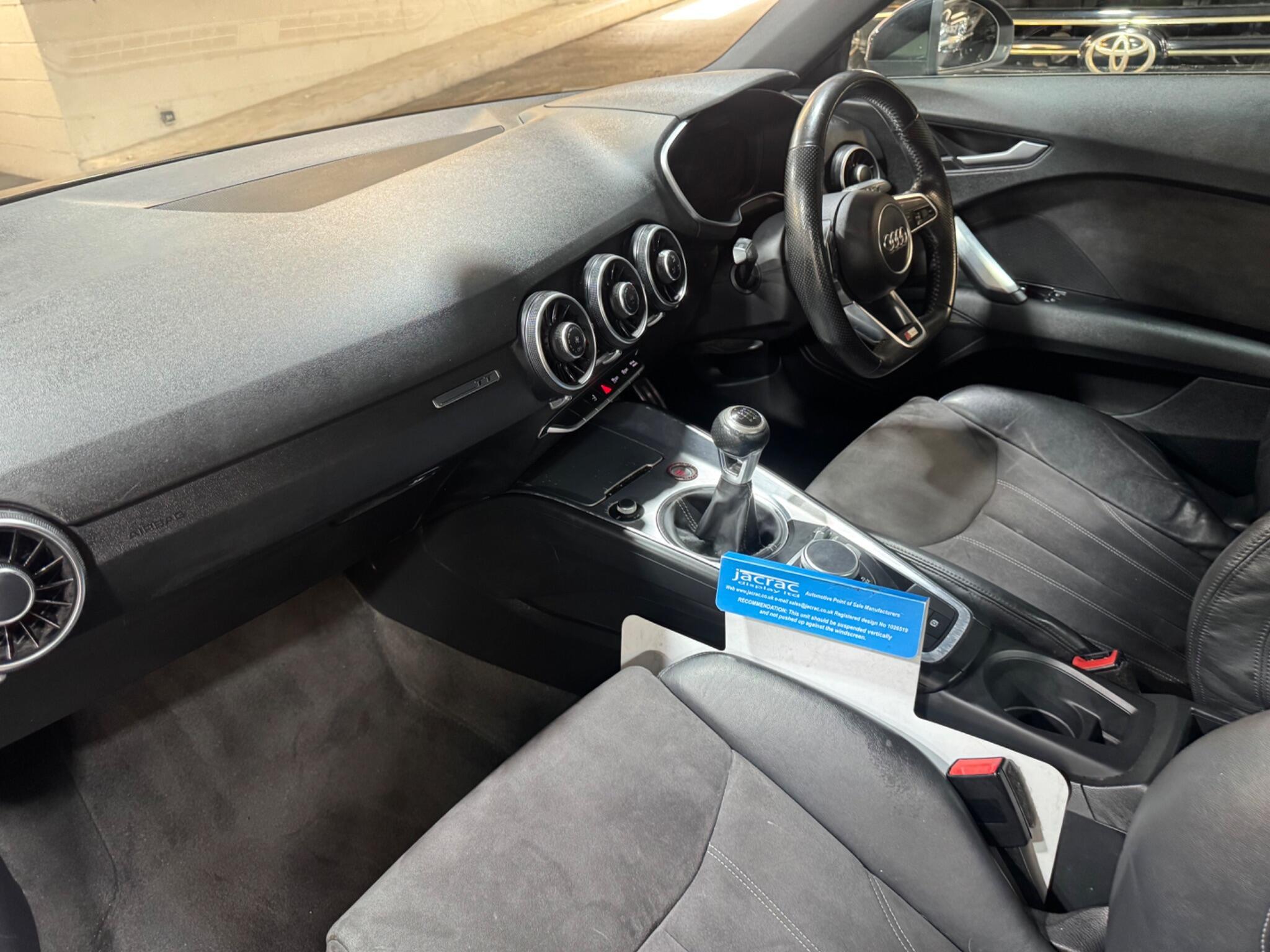 Audi TT - Image 11