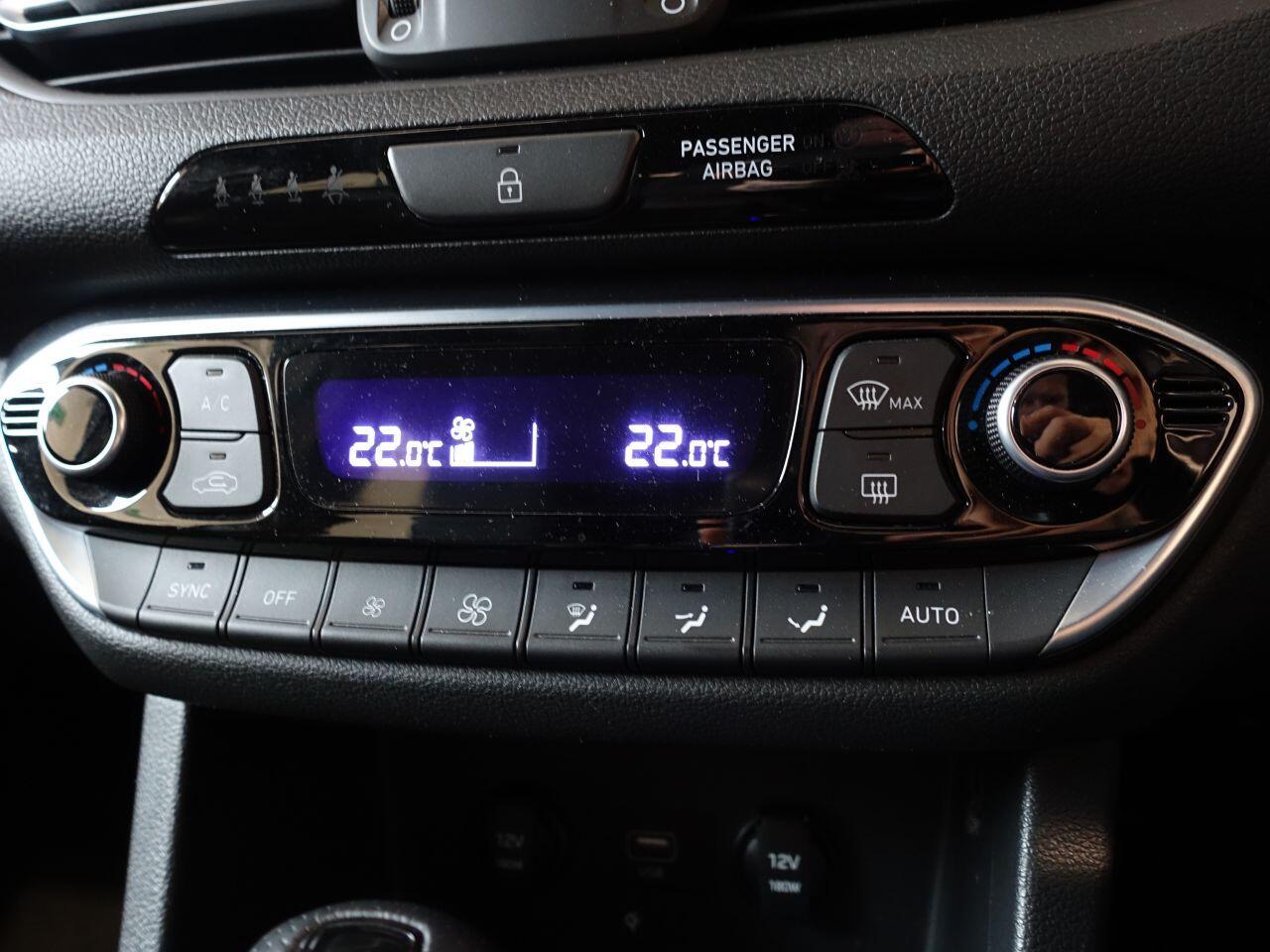 Hyundai i30 - Image 28