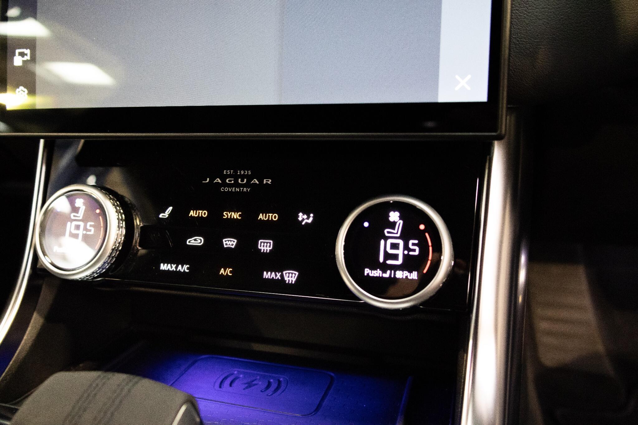 Jaguar XF - Image 19