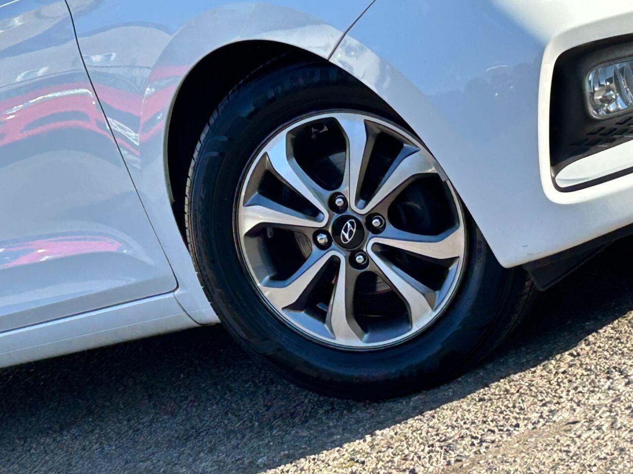 Hyundai i20 - Image 5