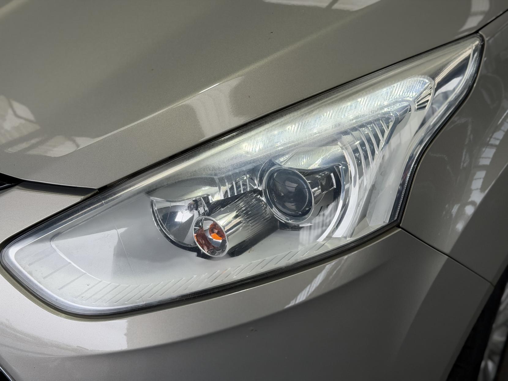 Ford B-Max - Image 9