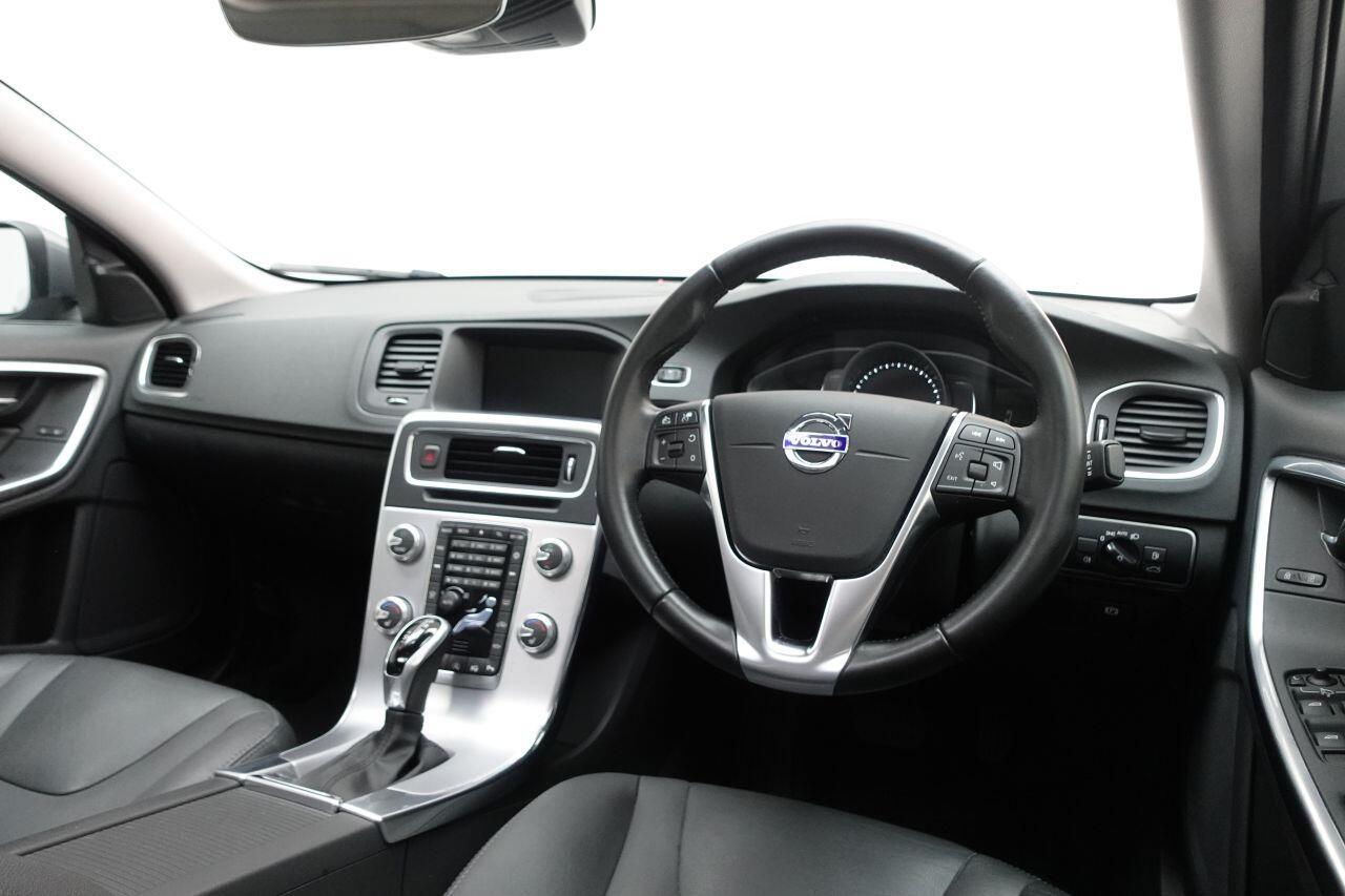 Volvo S60 - Image 12