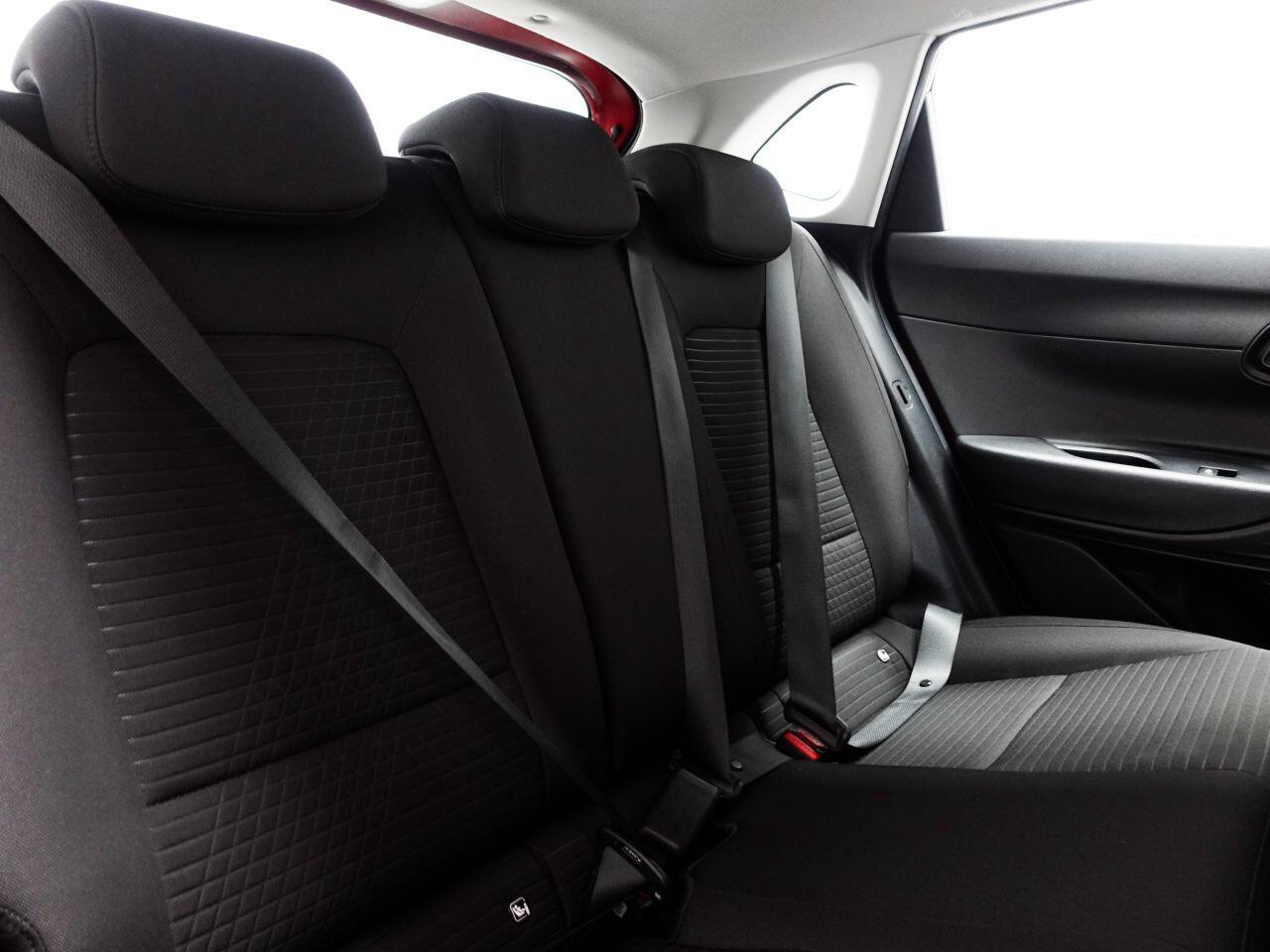 Hyundai i20 - Image 18