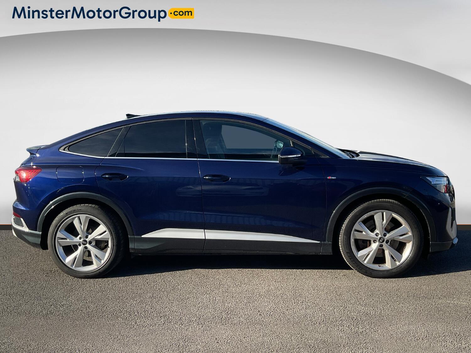 Audi Q4 E-Tron - Image 2