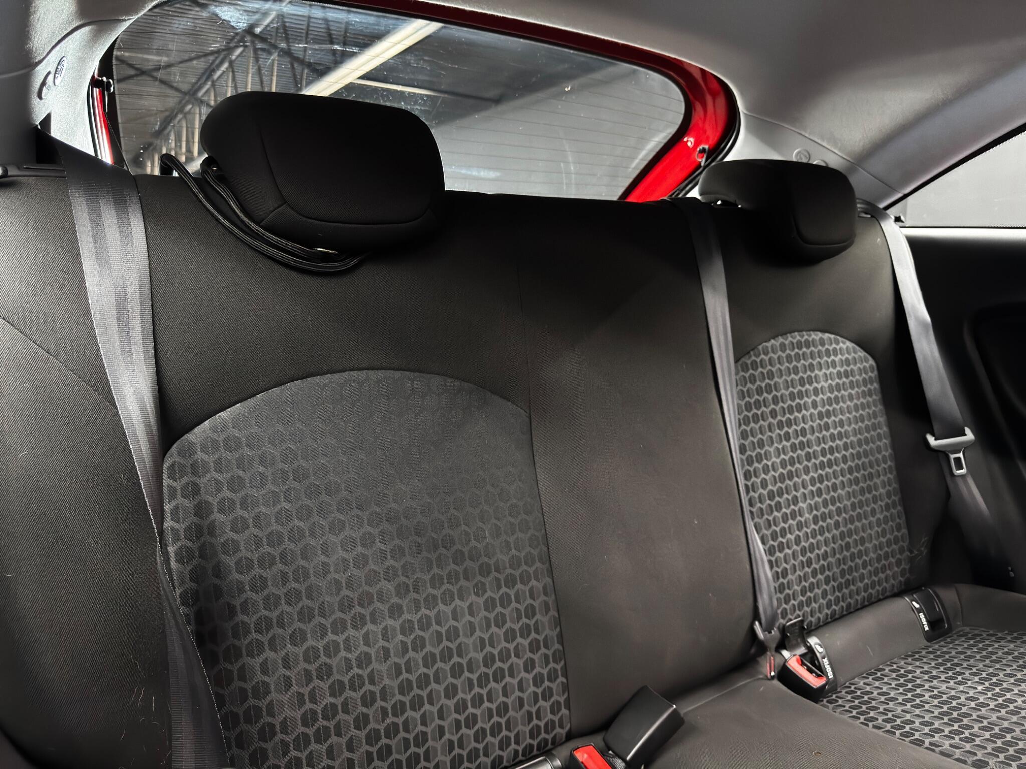 Vauxhall Corsa - Image 15