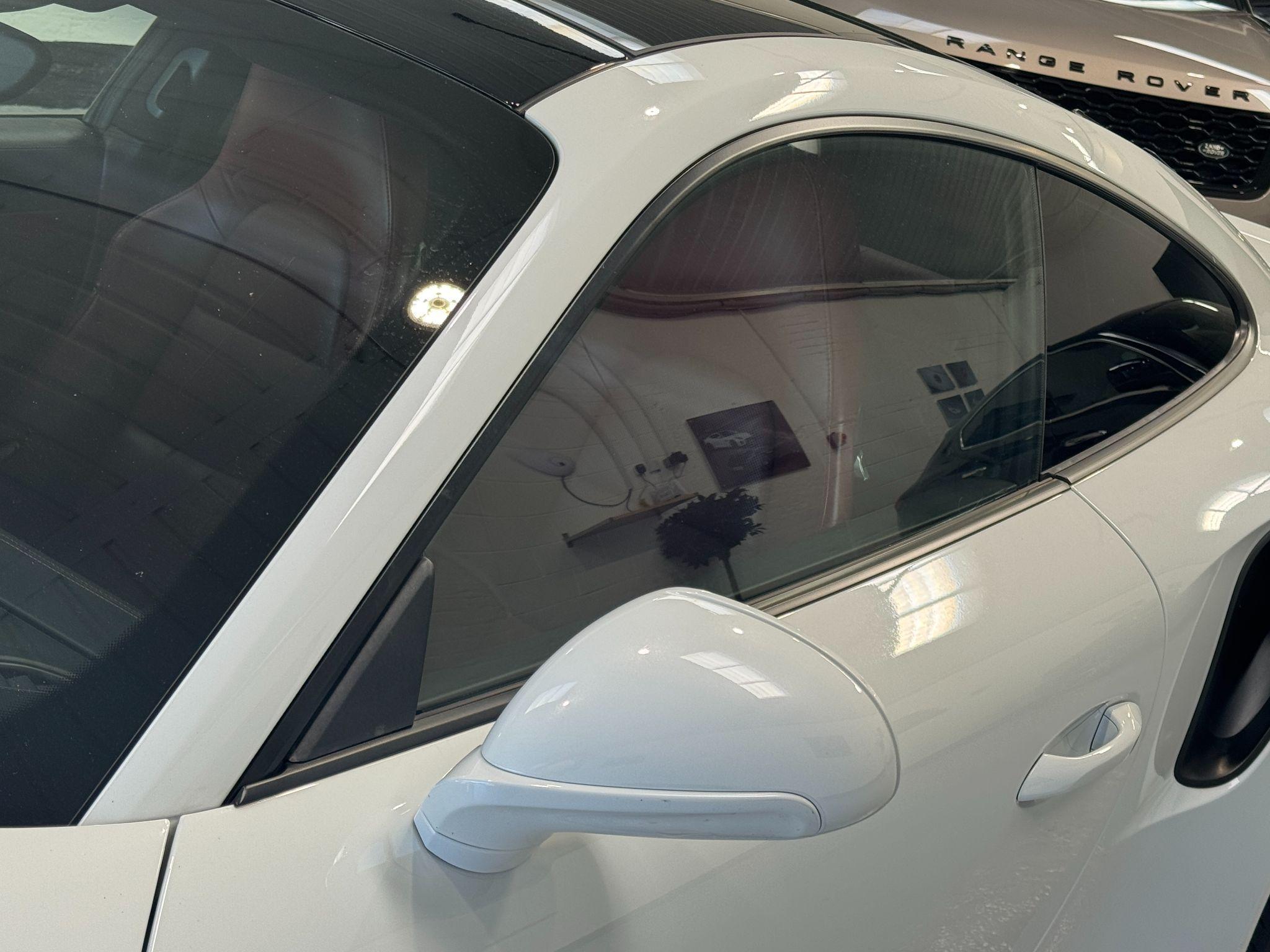 Porsche 911 - Image 59