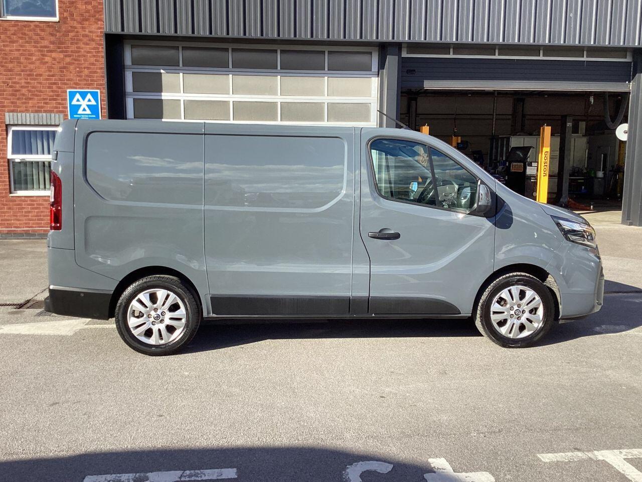 Nissan Primastar - Image 8