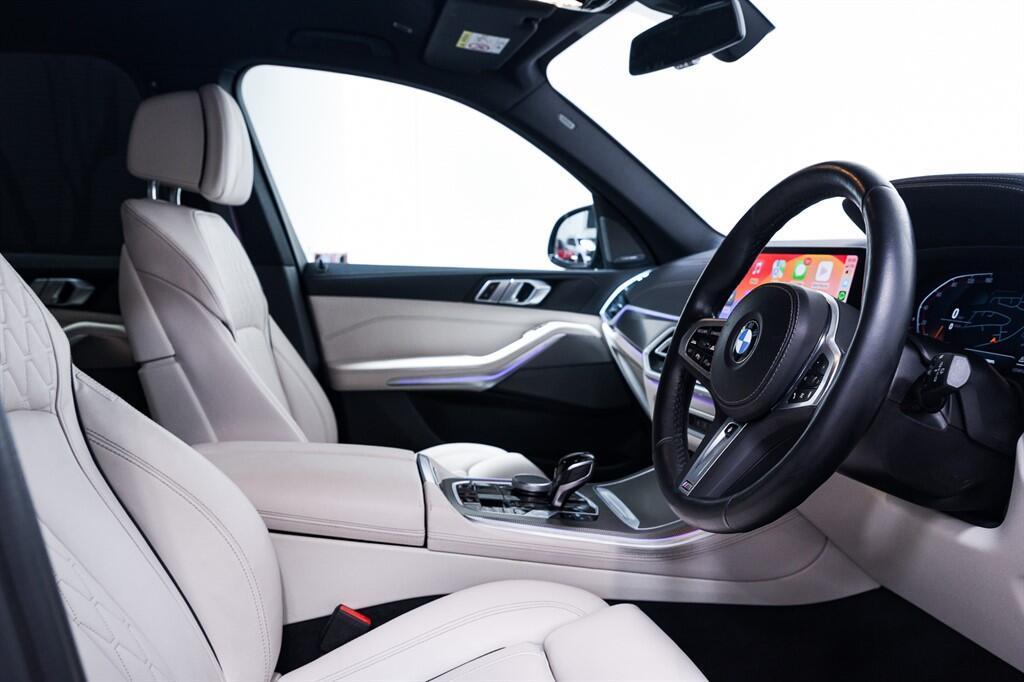 BMW X5 - Image 11