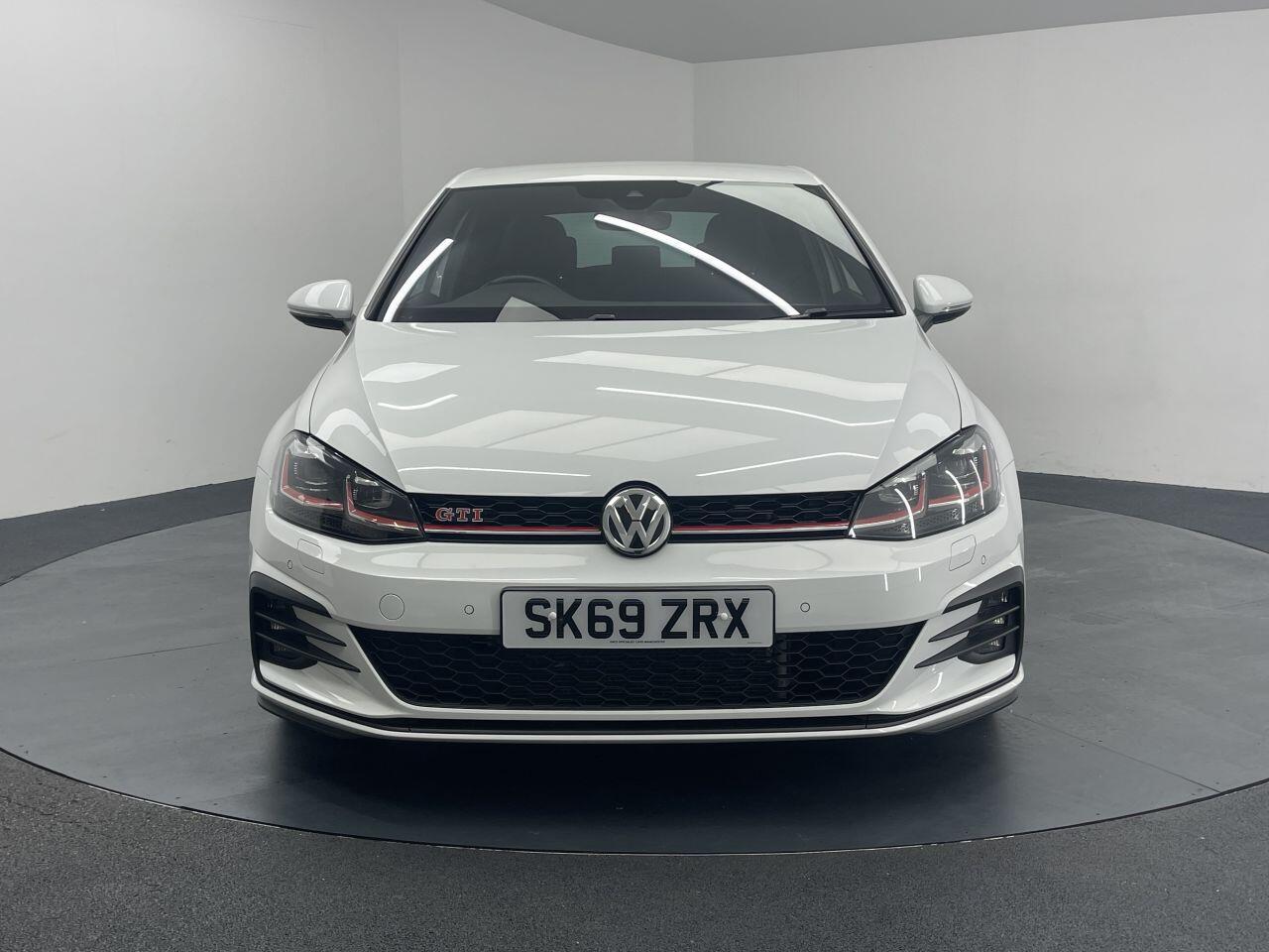 Volkswagen Golf - Image 8