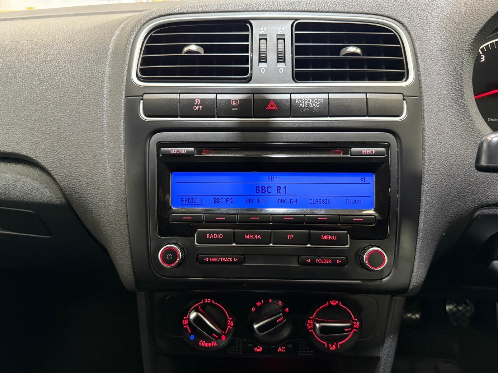 Volkswagen Polo - Image 41