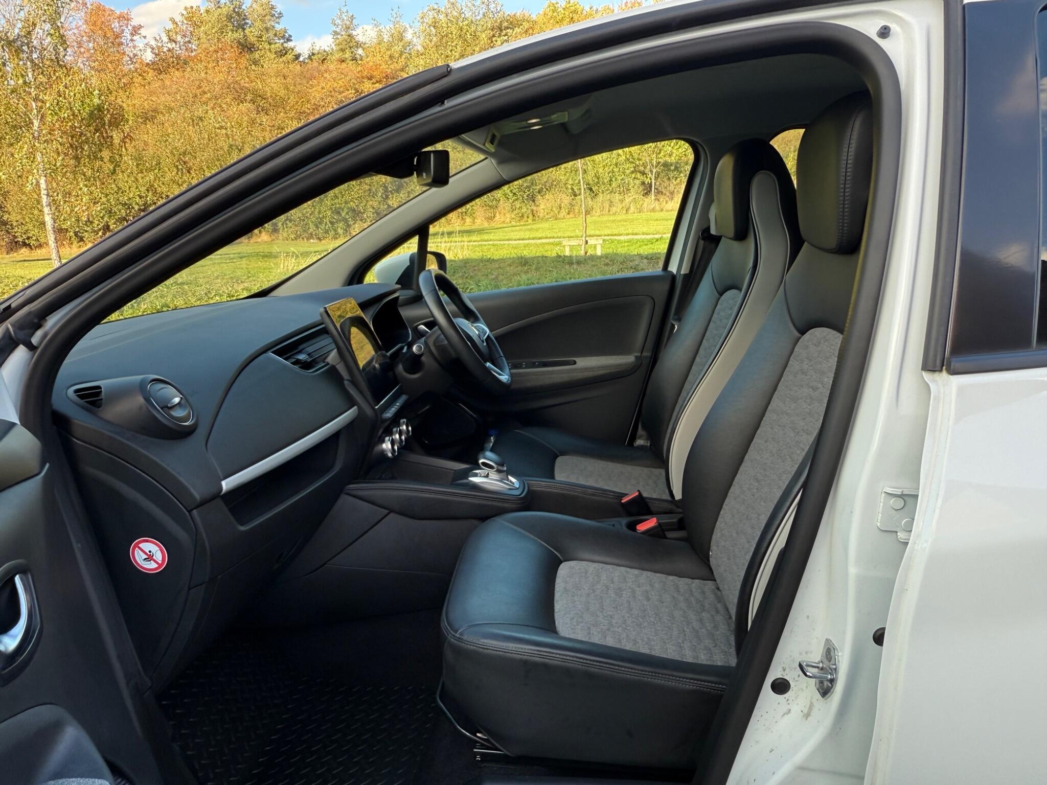 Renault Zoe - Image 8