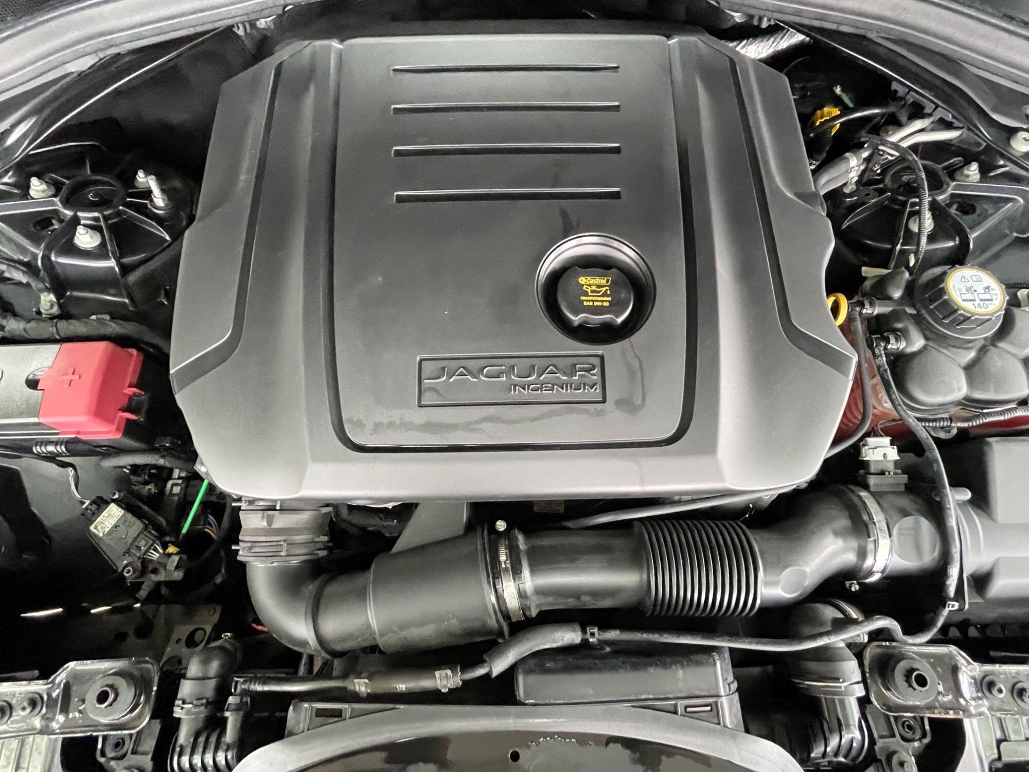 Jaguar F-Pace - Image 20