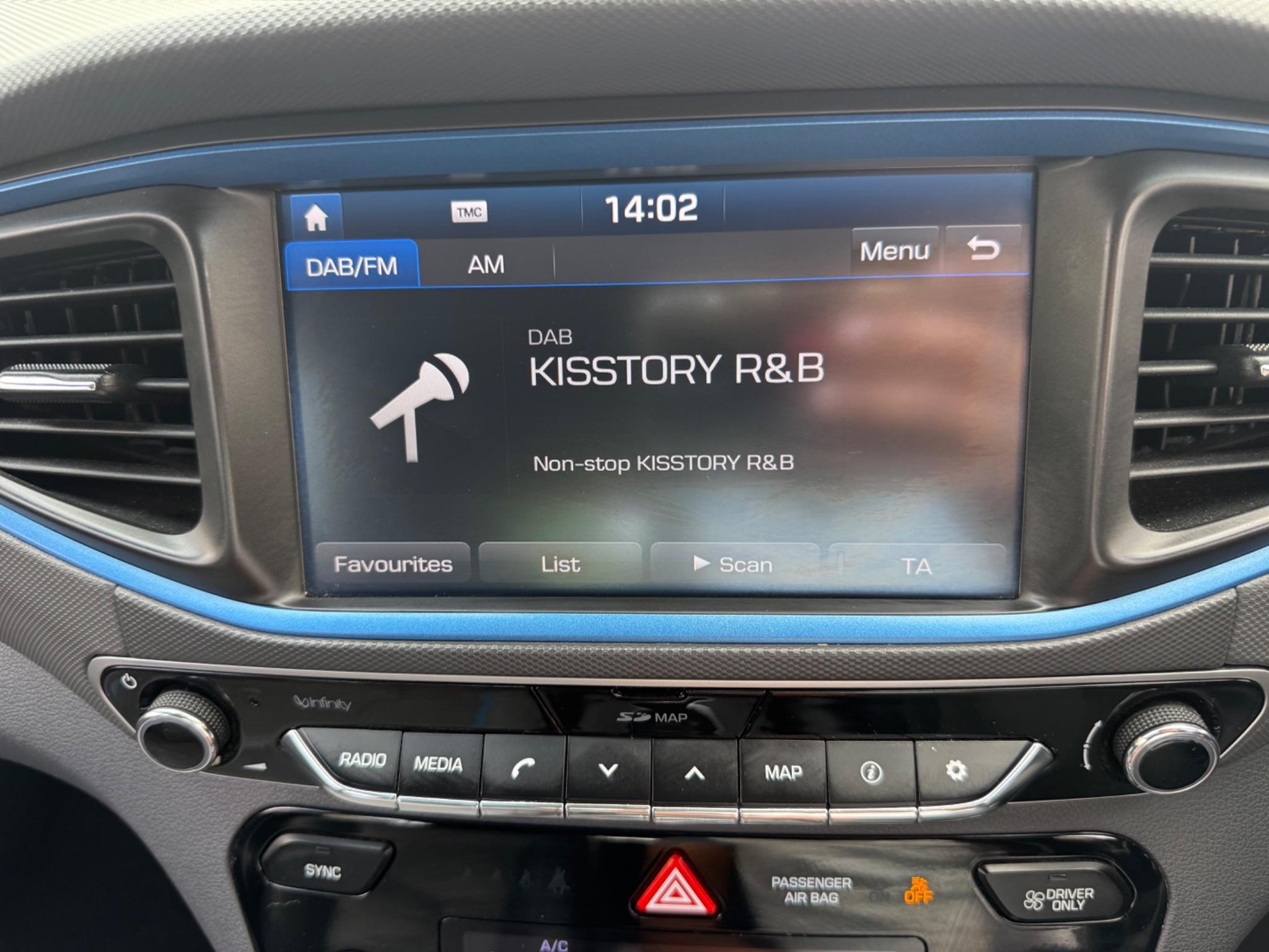 Hyundai Ioniq - Image 47