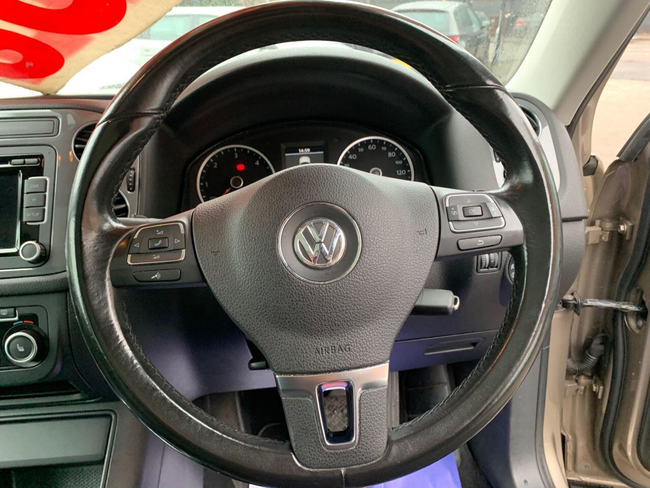 Volkswagen Tiguan - Image 20