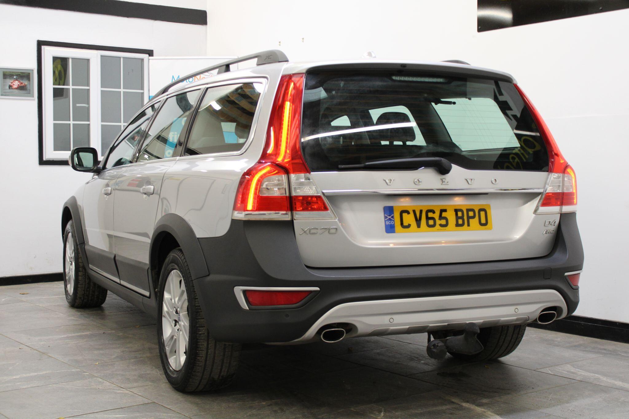 Volvo XC70 - Image 20