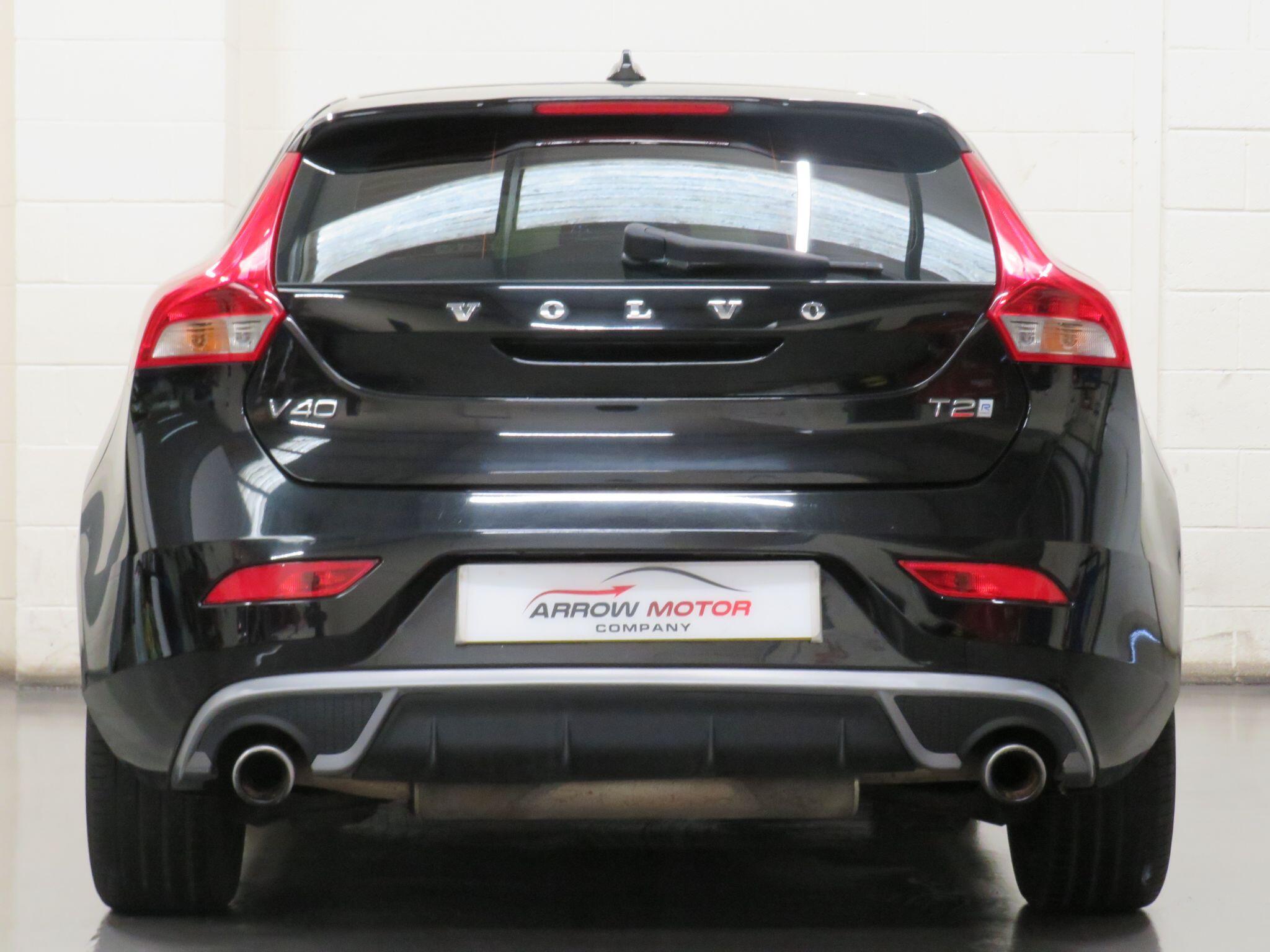 Volvo V40 - Image 4