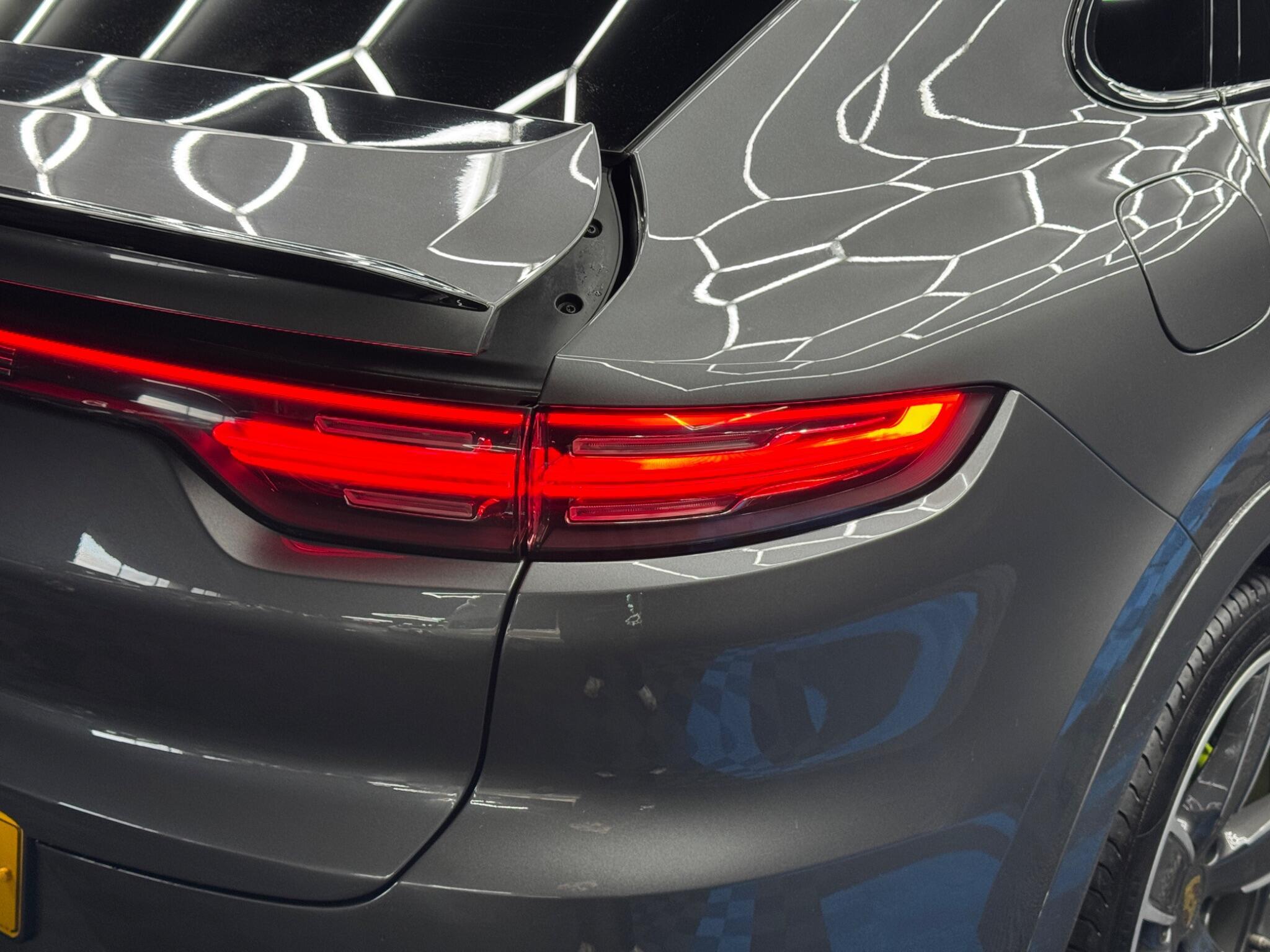 Porsche Cayenne - Image 55