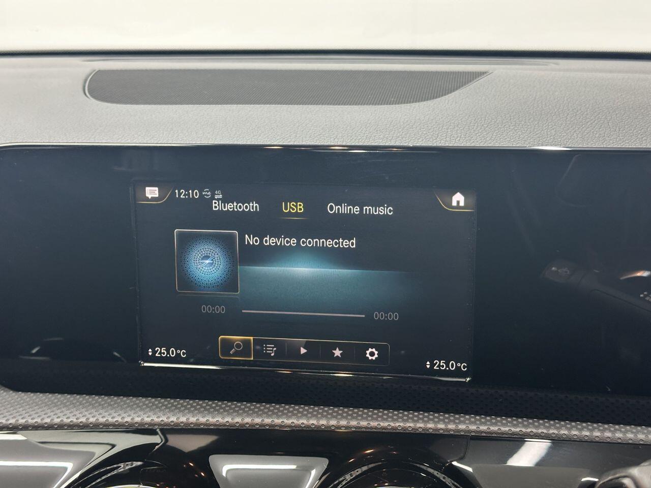 Mercedes-benz A-CLASS - Image 35