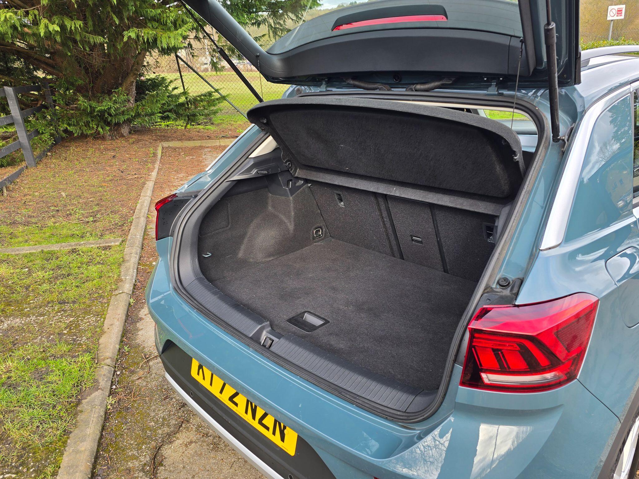 Volkswagen T-Roc - Image 43