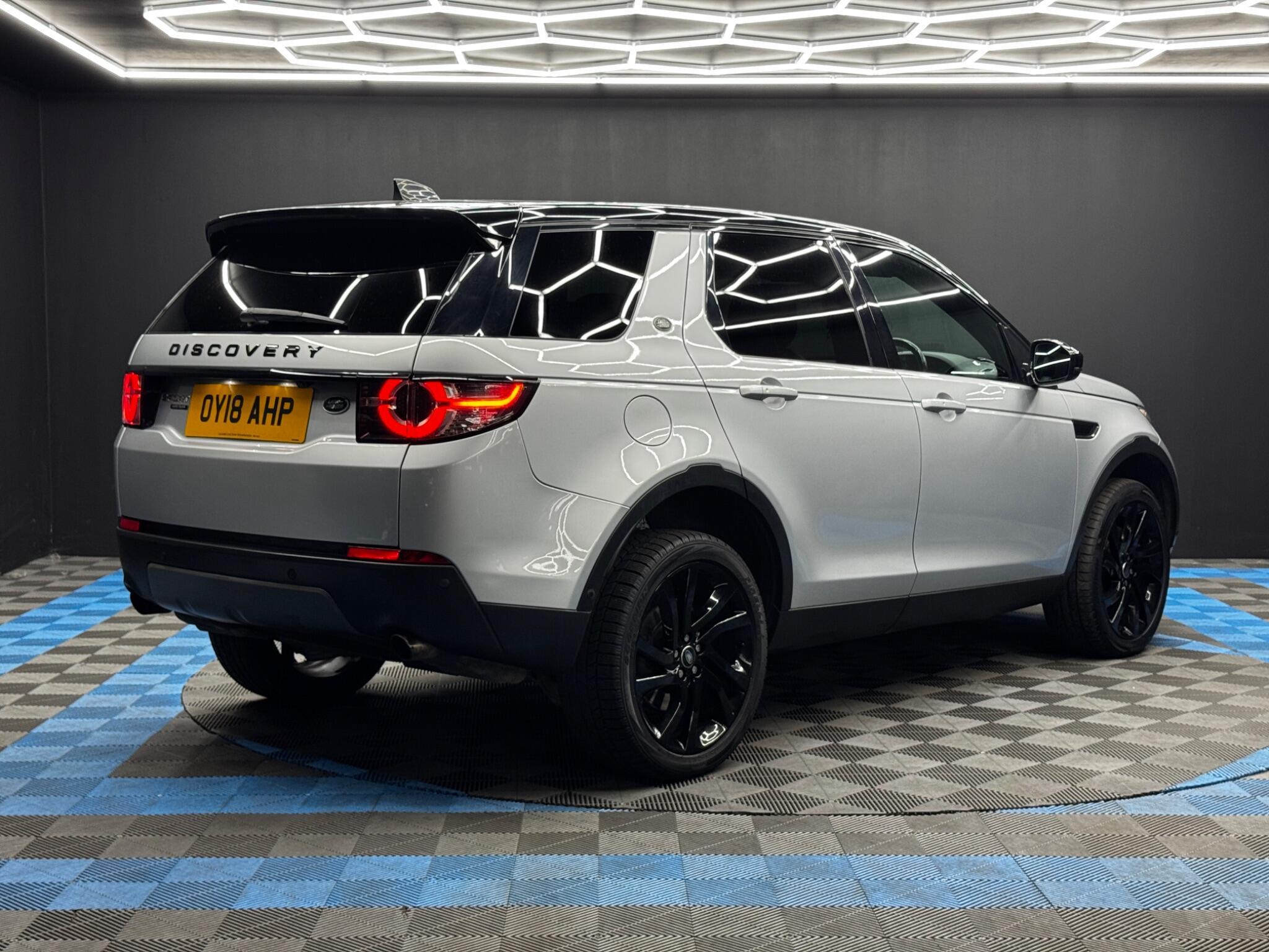 Land Rover DISCOVERY SPORT - Image 5