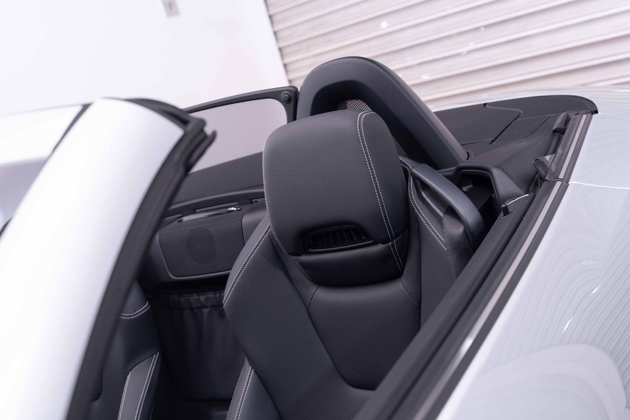 Mercedes SLC - Image 37