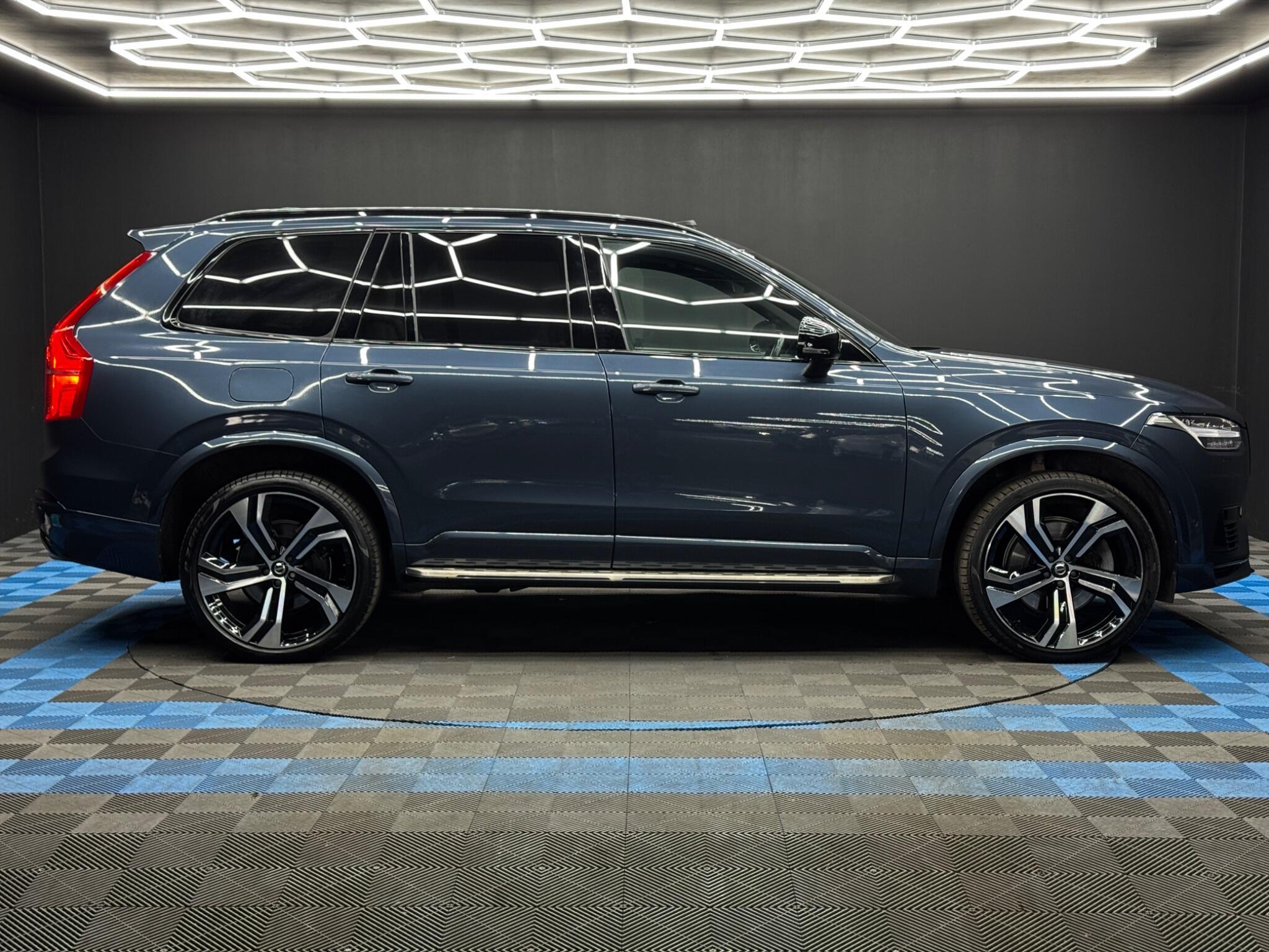 Volvo XC90 - Image 4