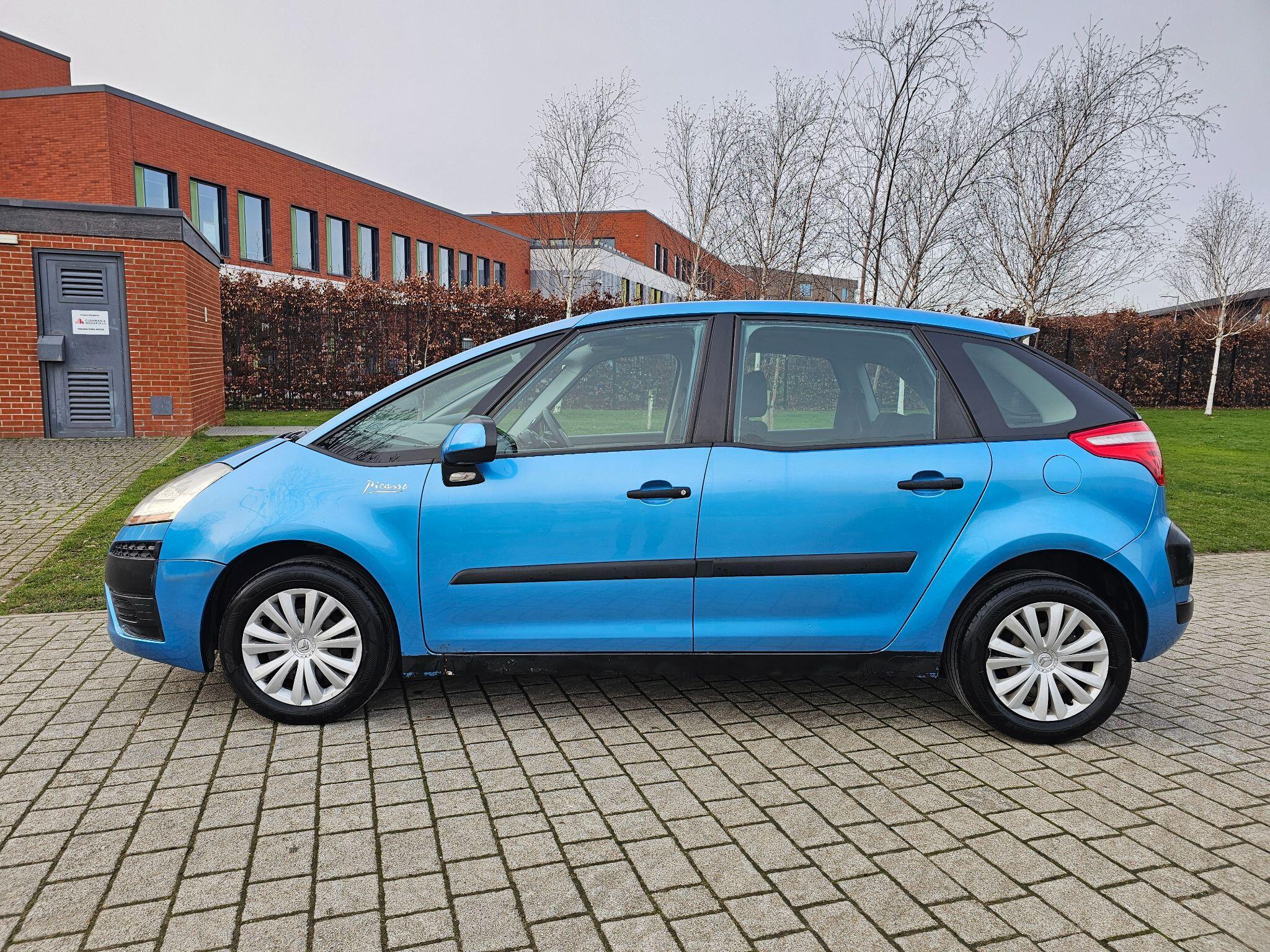 Citroen C4 Picasso - Image 8