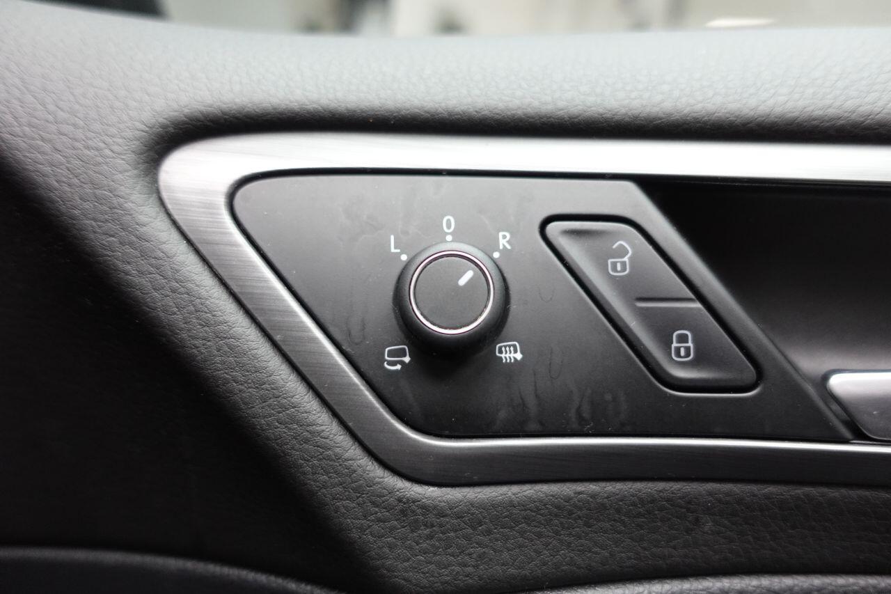 Volkswagen Golf - Image 56