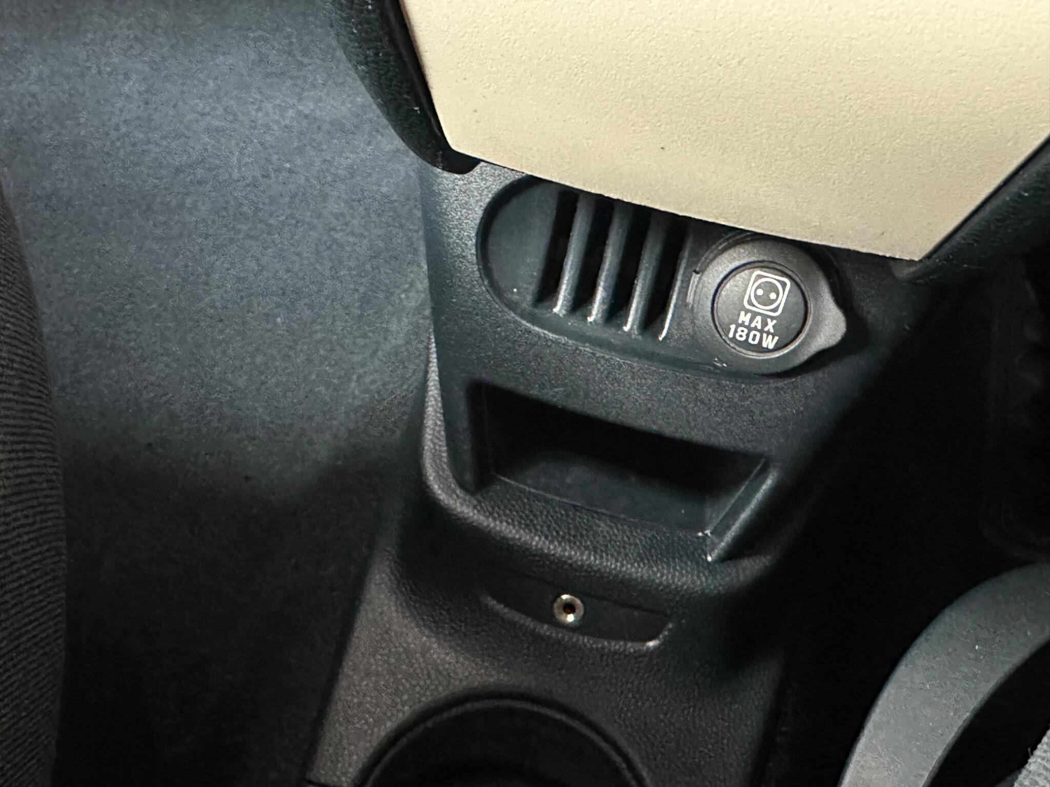 Ford KA - Image 15