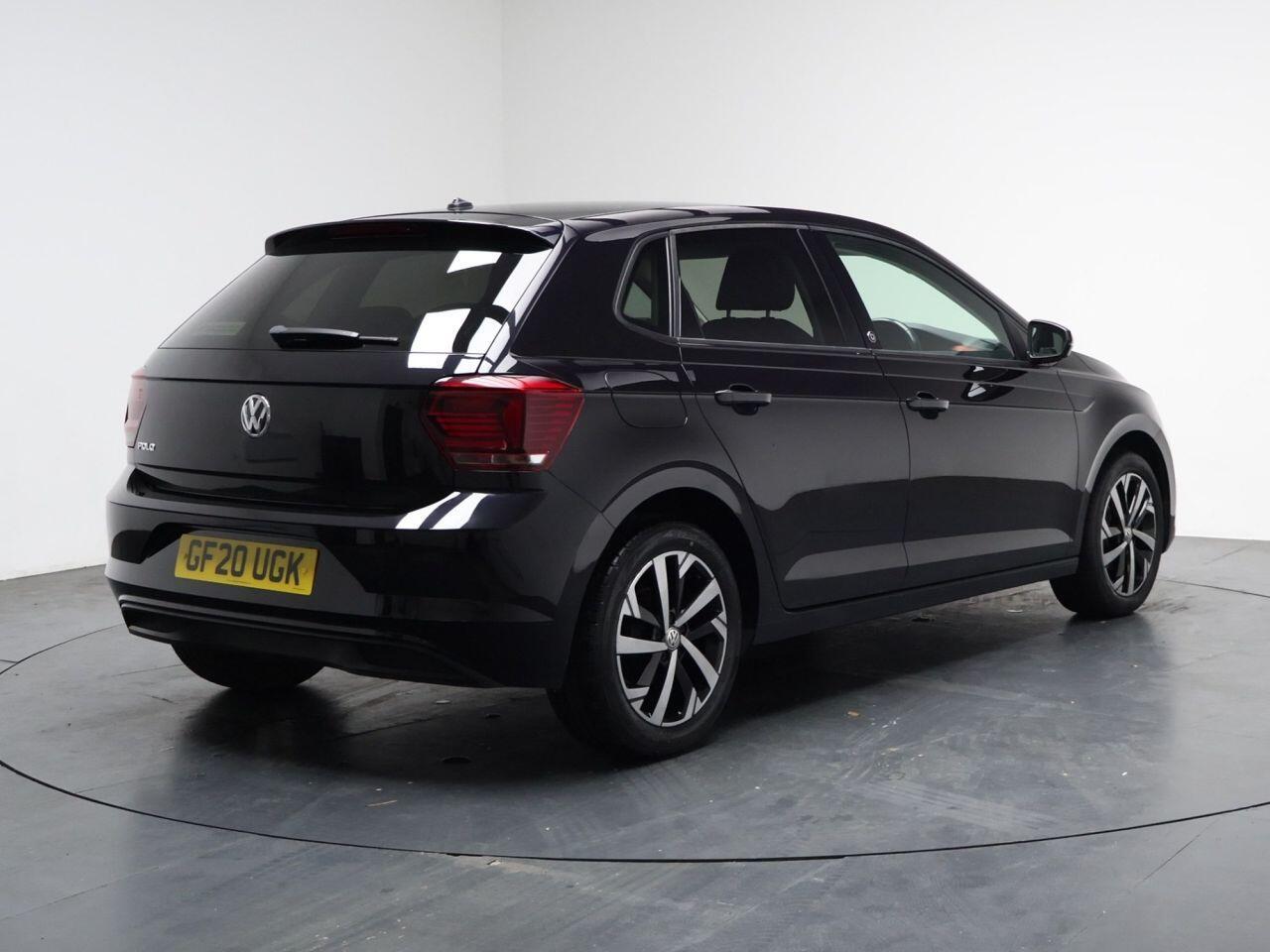 Volkswagen Polo - Image 12