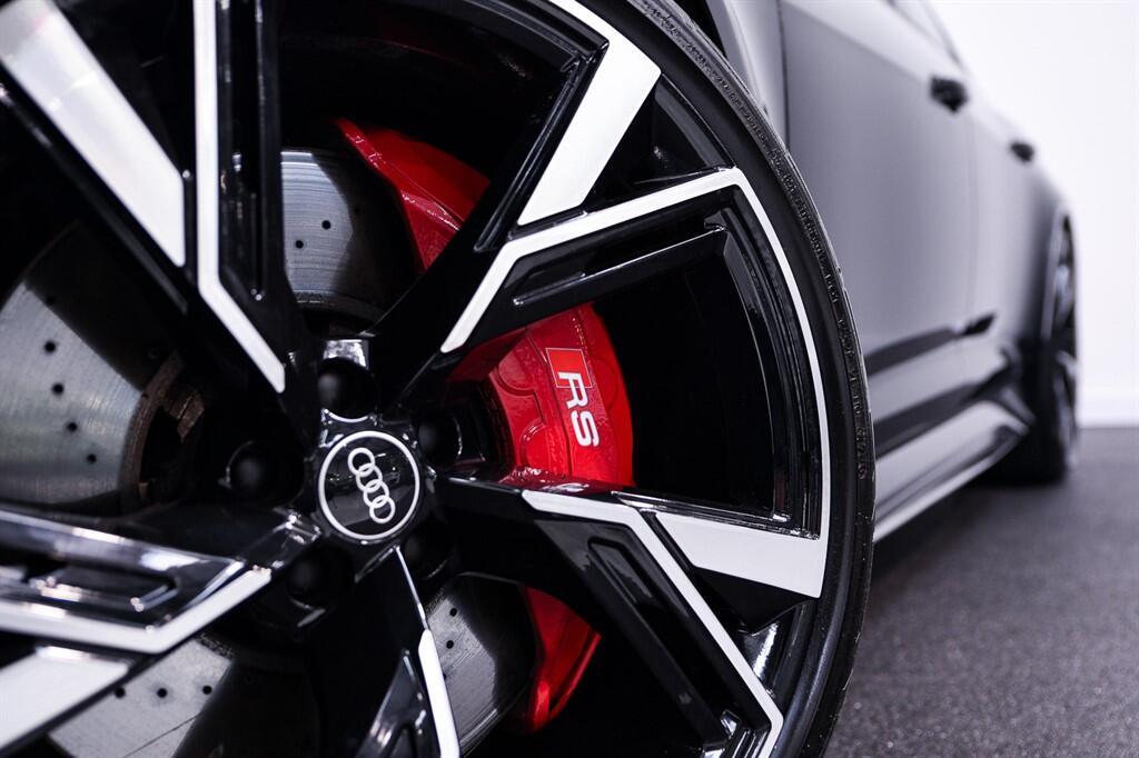 Audi Rs6 Avant - Image 11